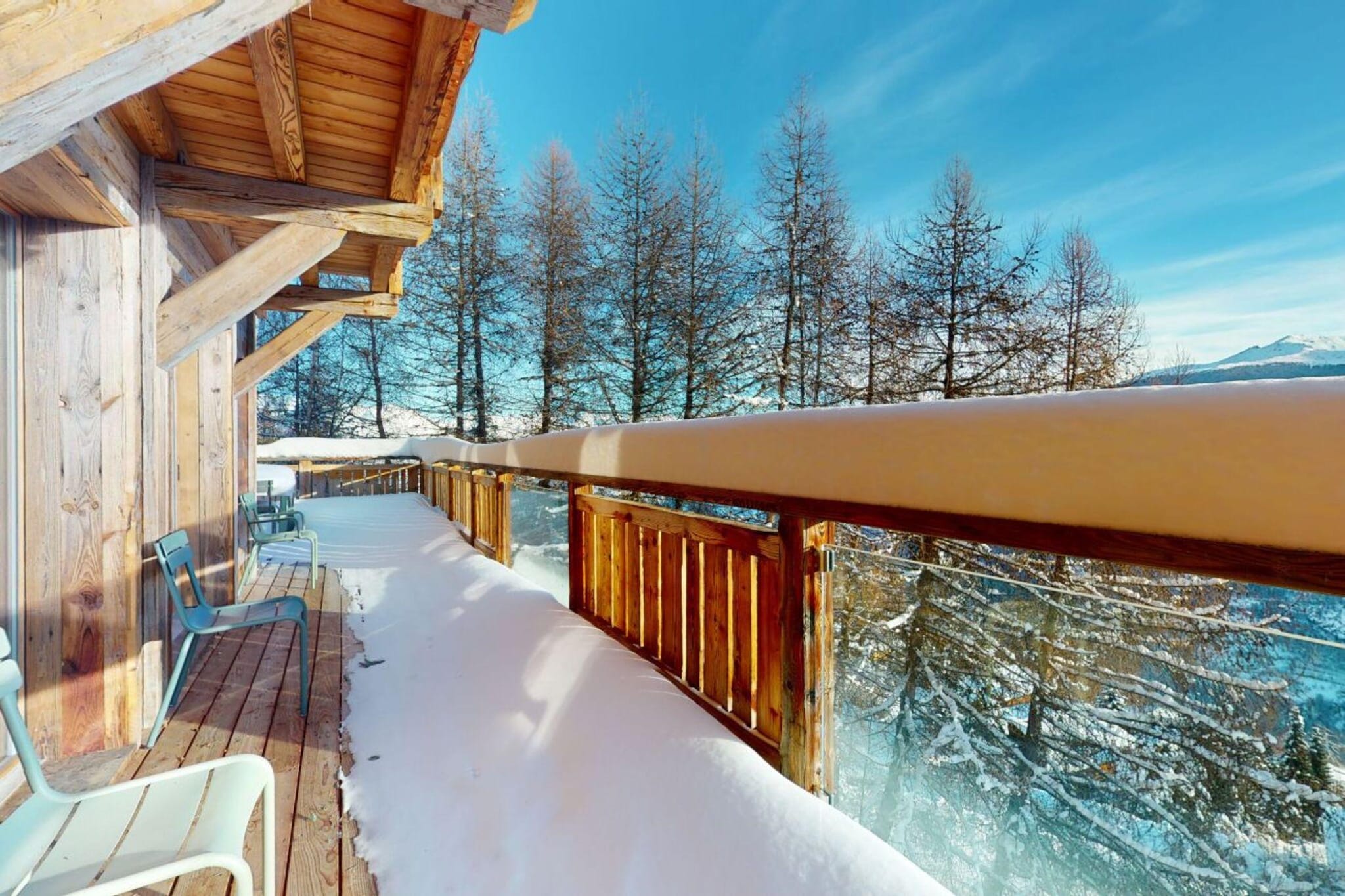 Ecureuil noir COSY & QUIET chalet 10 personnes-Terrace balcony