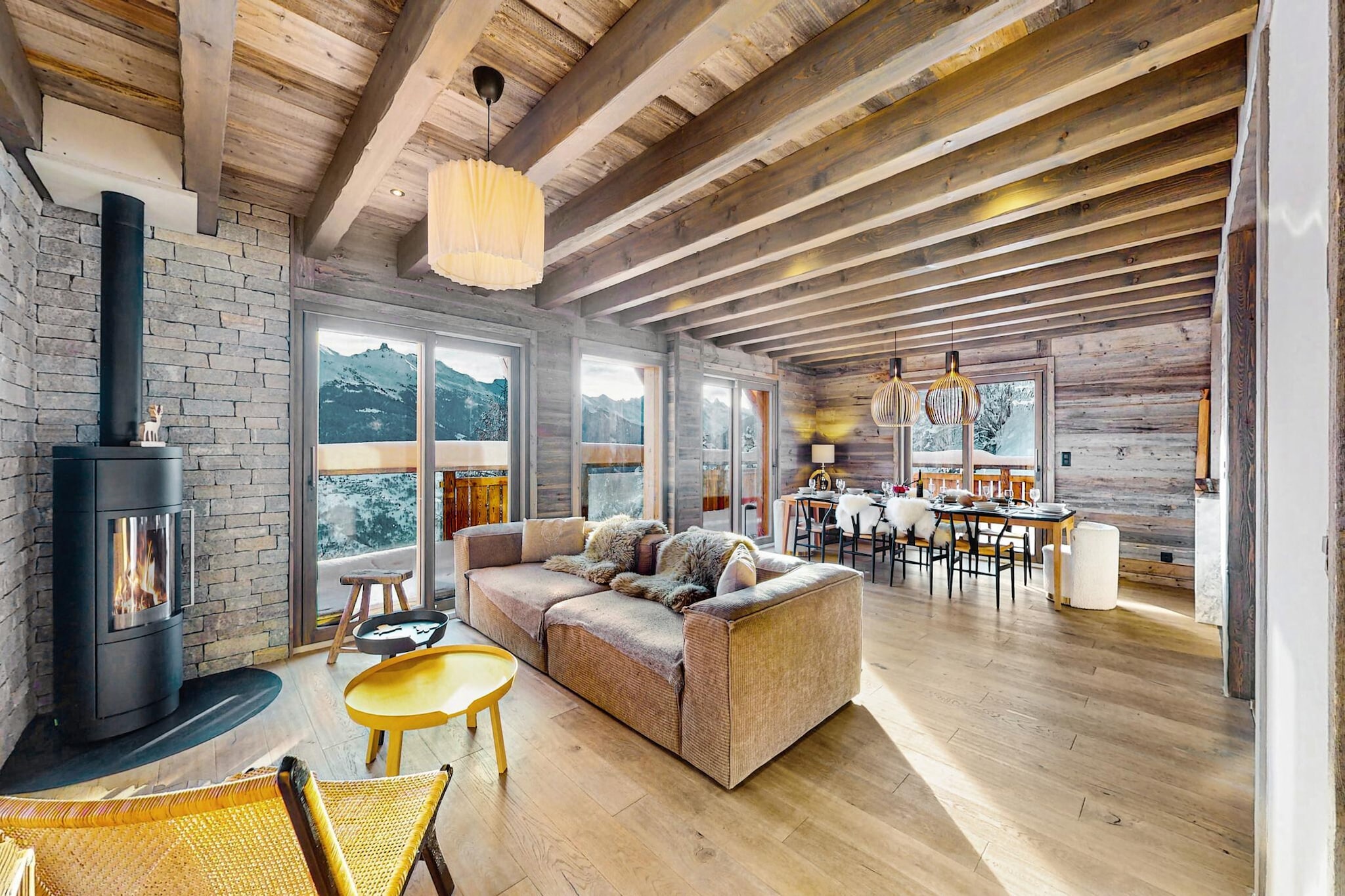 Ecureuil noir COSY & QUIET chalet 10 personnes-Living room