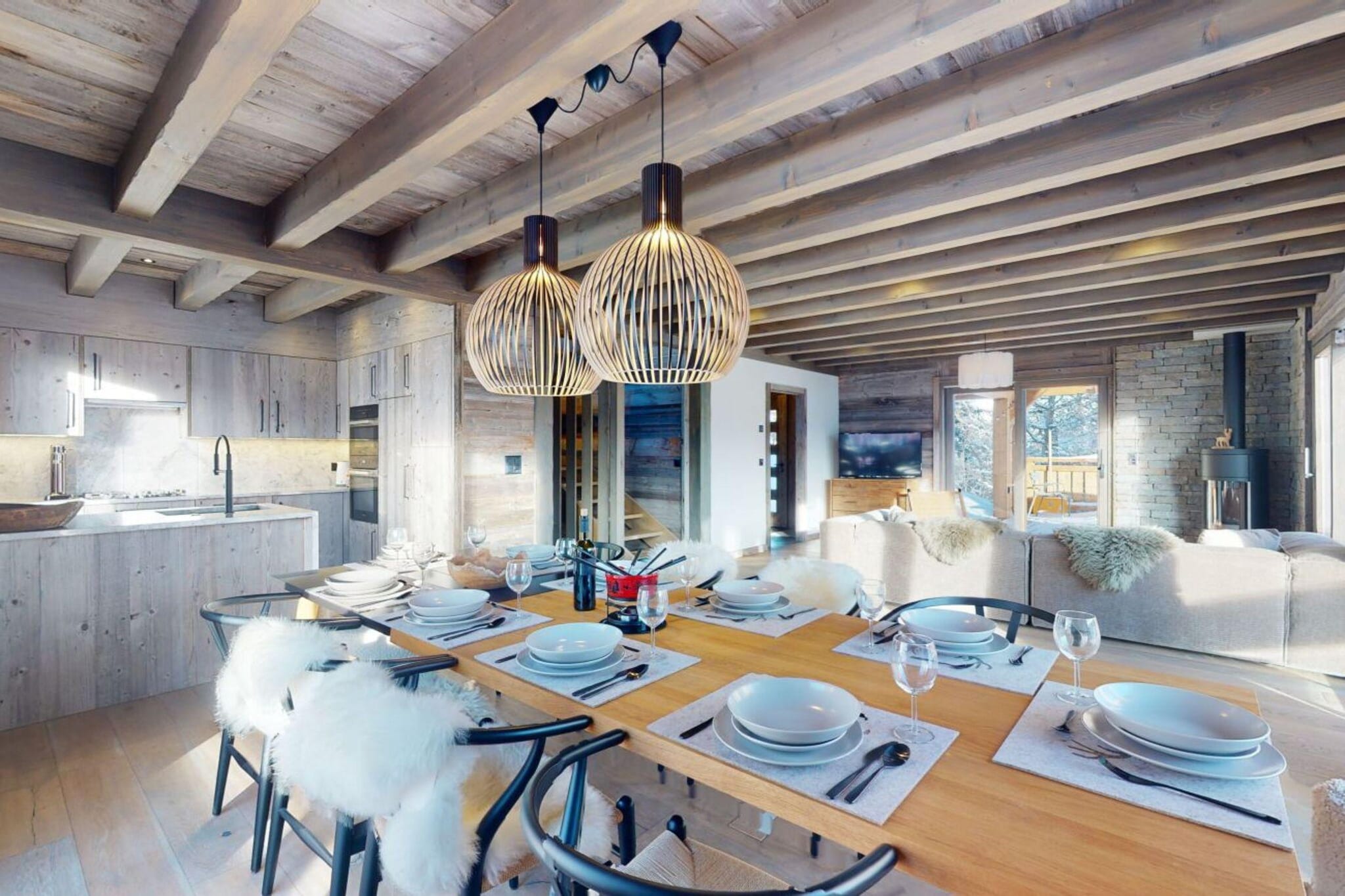 Ecureuil noir COSY & QUIET chalet 10 personnes-Dining room