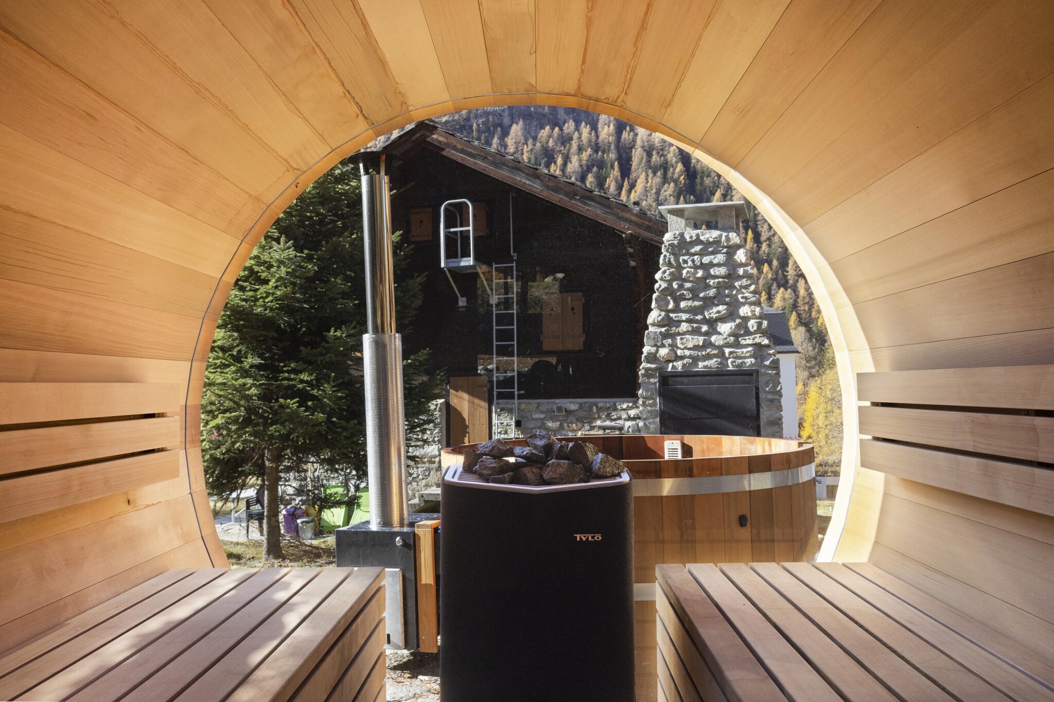 Lavish apartment with sauna