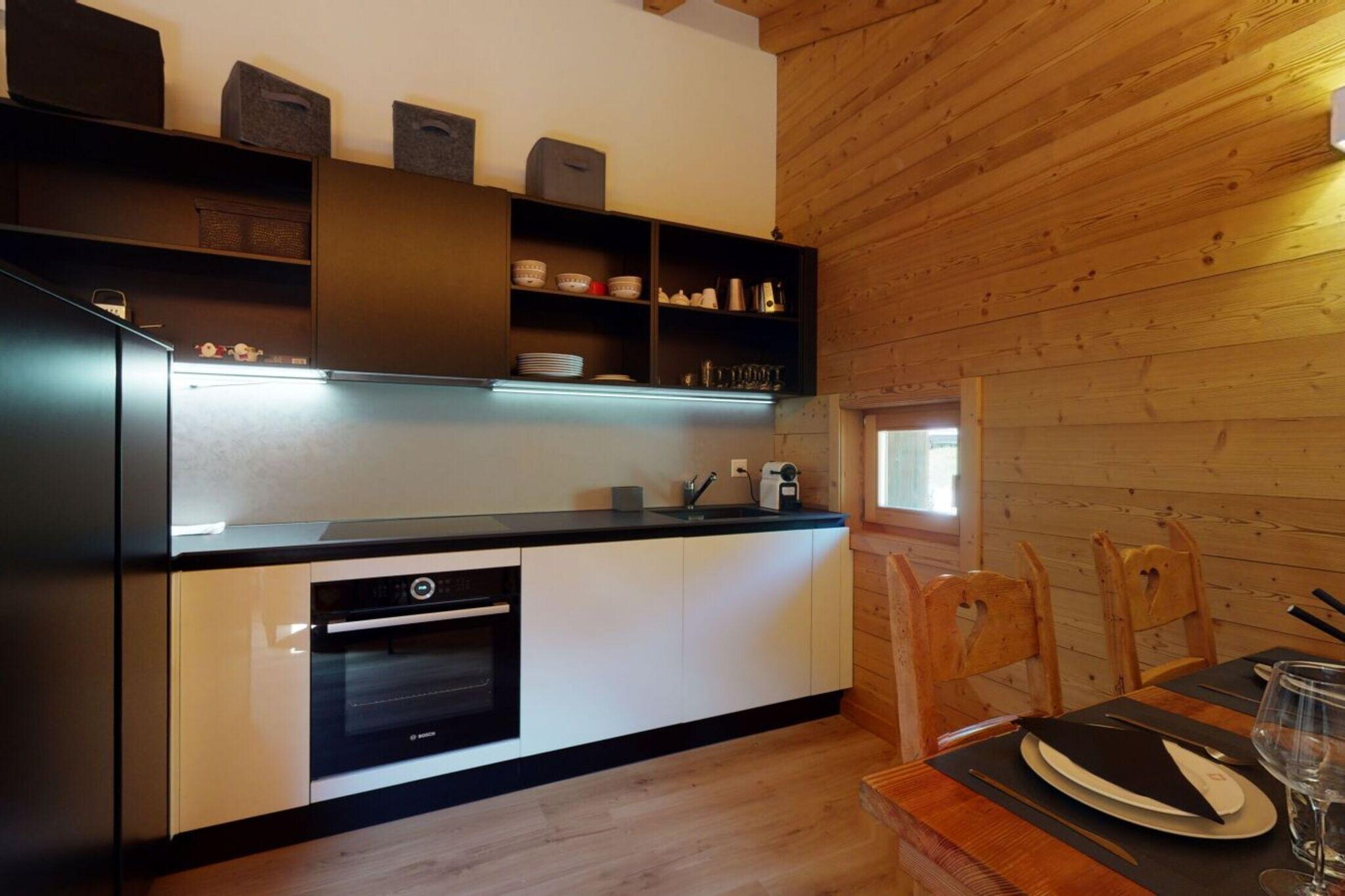 Apartment on ski slopes of Prarion