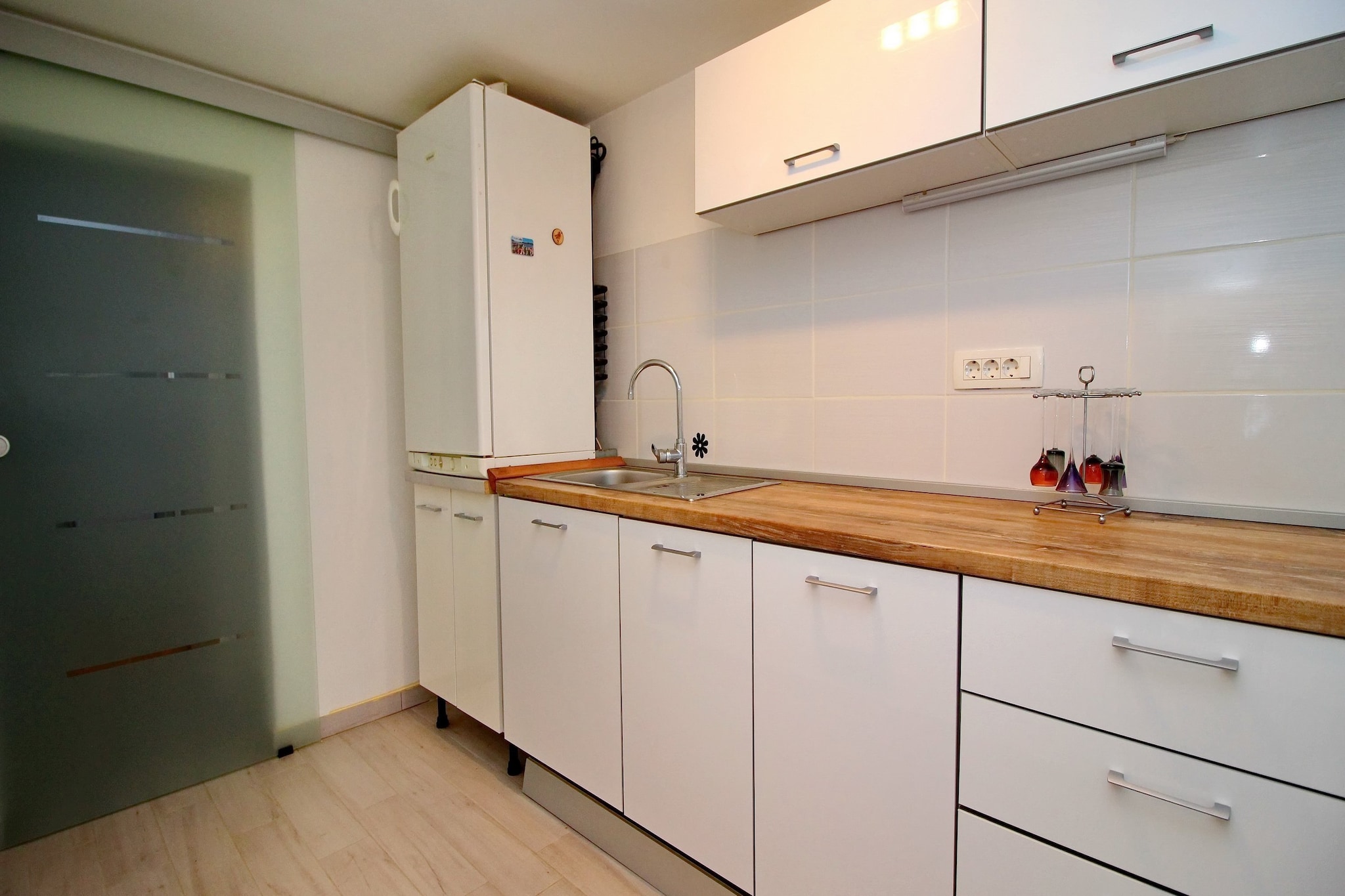Holiday Home Bili Žal - Two Bedroom Holiday Home with Terrace and Sea View-Küche