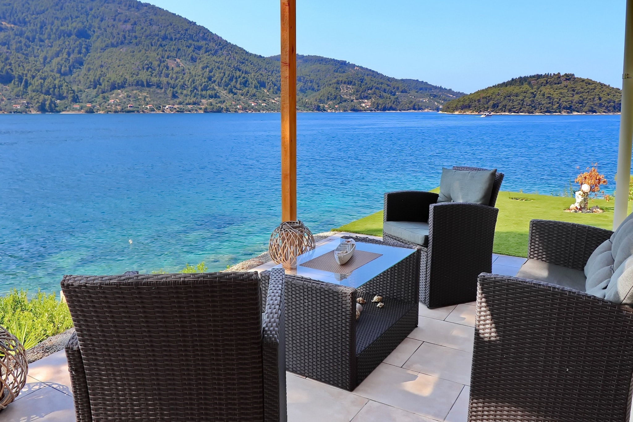Holiday Home Bili Žal - Two Bedroom Holiday Home with Terrace and Sea View-Terrasse