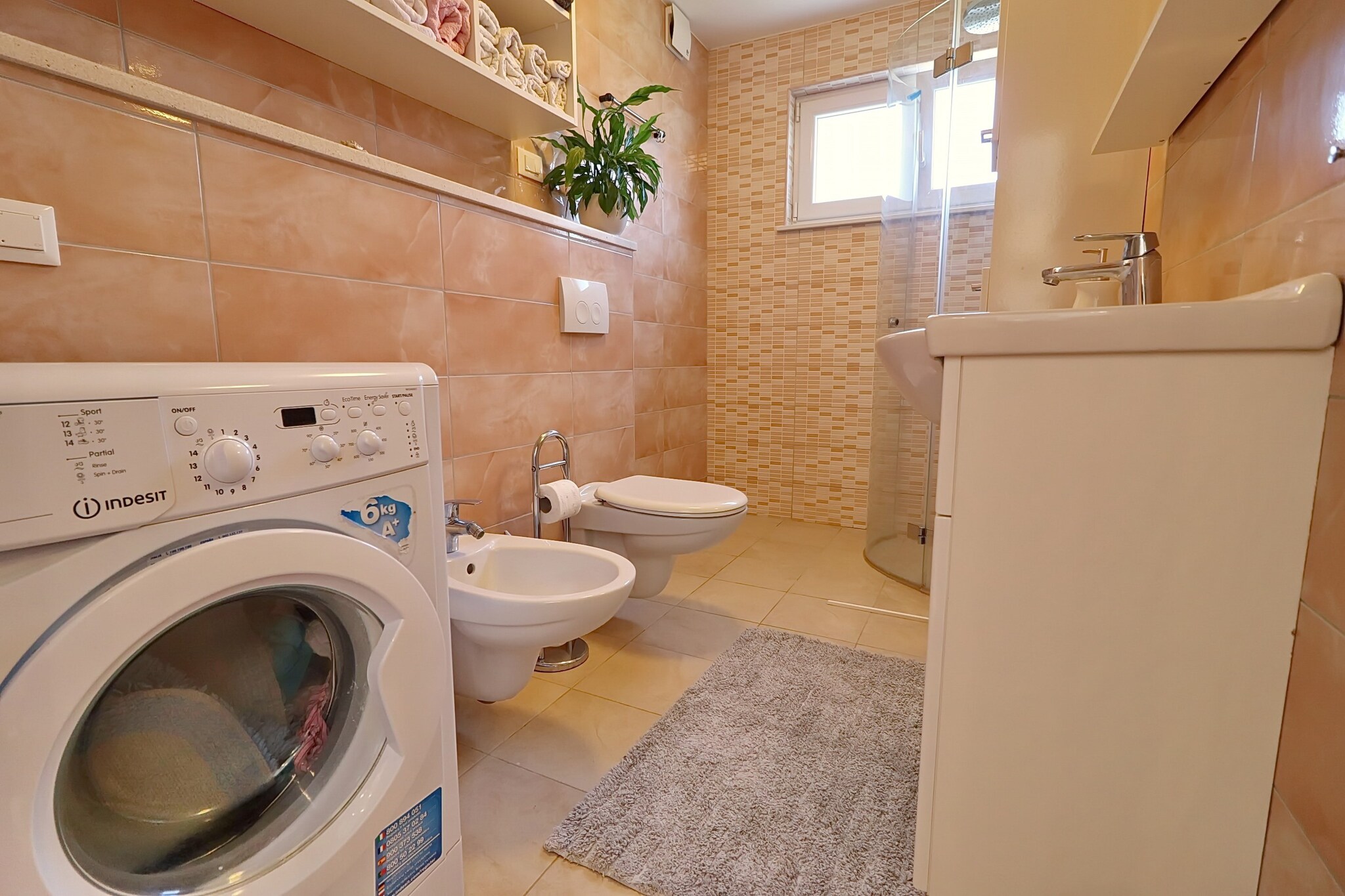 Apartments Villa Cebalo Korčula - Comfort One Bedroom Apartment with Terrace and Sea View  MARA-Badezimmer