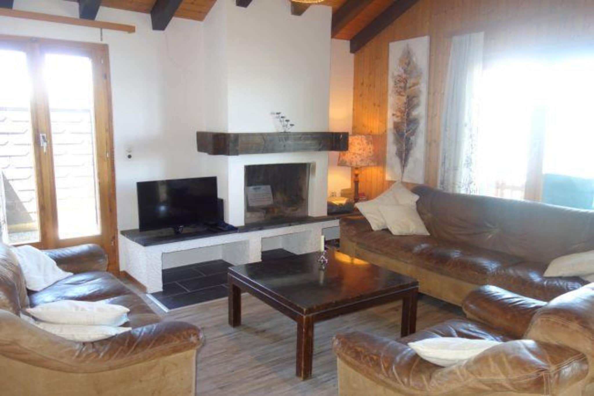 Ski-in Ski-out - Les Mayens MA 022 - LUXURY apart-Woonkamer
