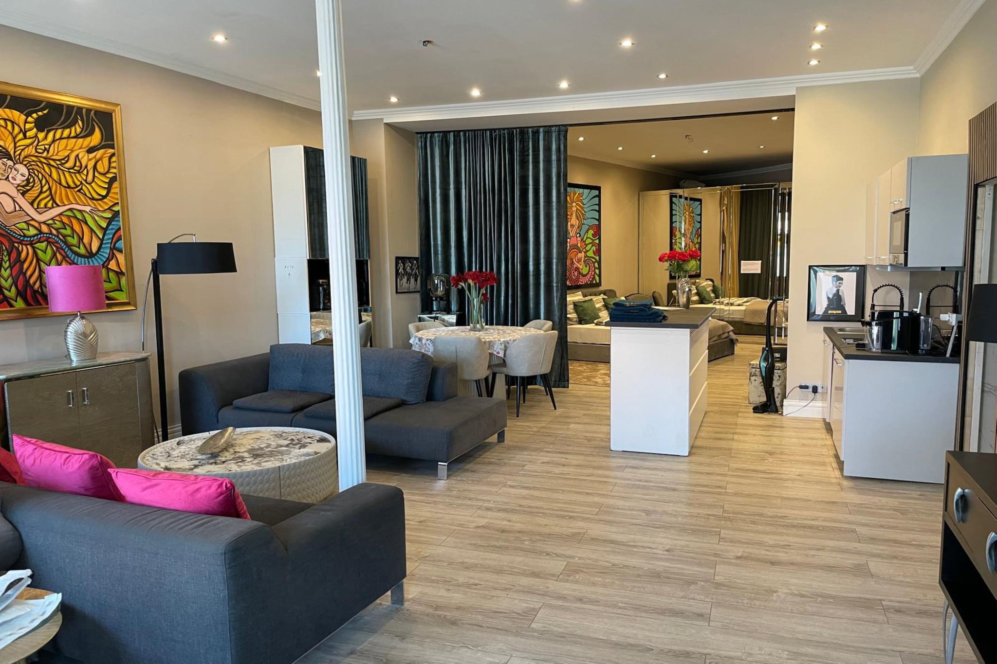 Suite im Taunus-Living room