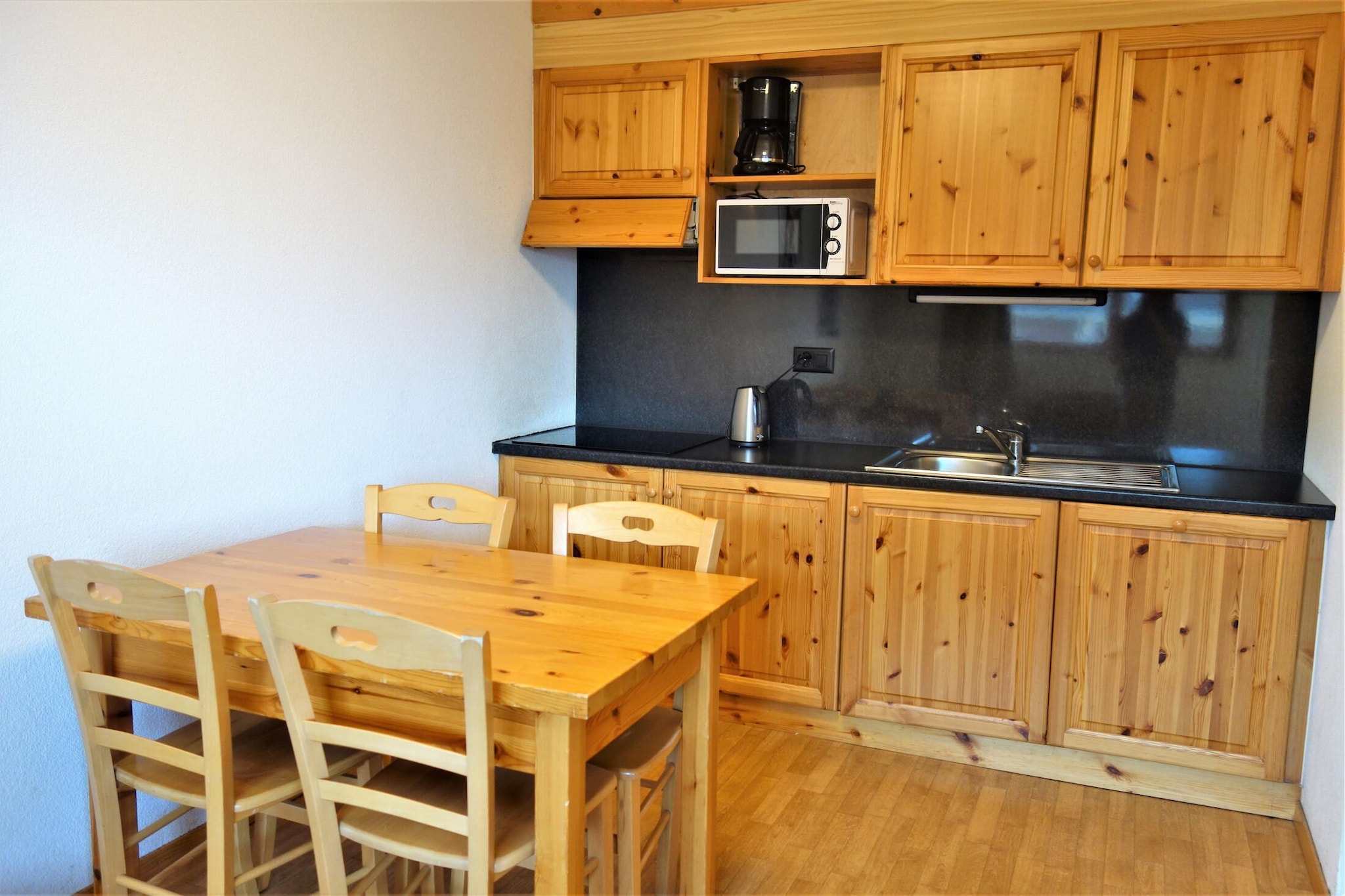 Flat in Nendaz near Ski Lift & Slopes