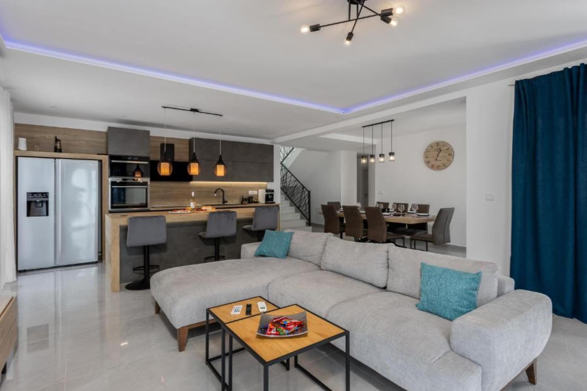 Villa Fran - Four Bedroom Villa with Private Pool-Wohnzimmer