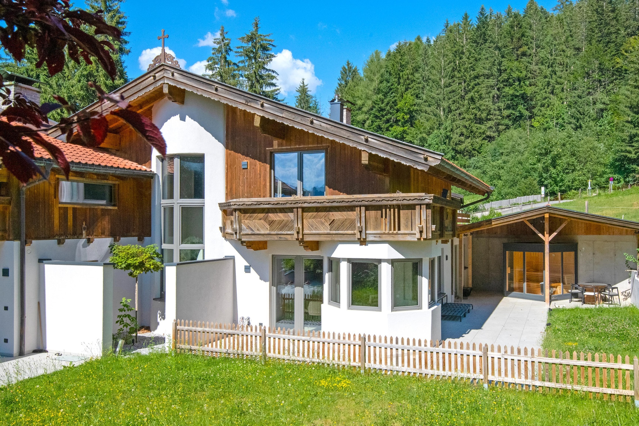 Mountain Retreat B - Buitenkant zomer