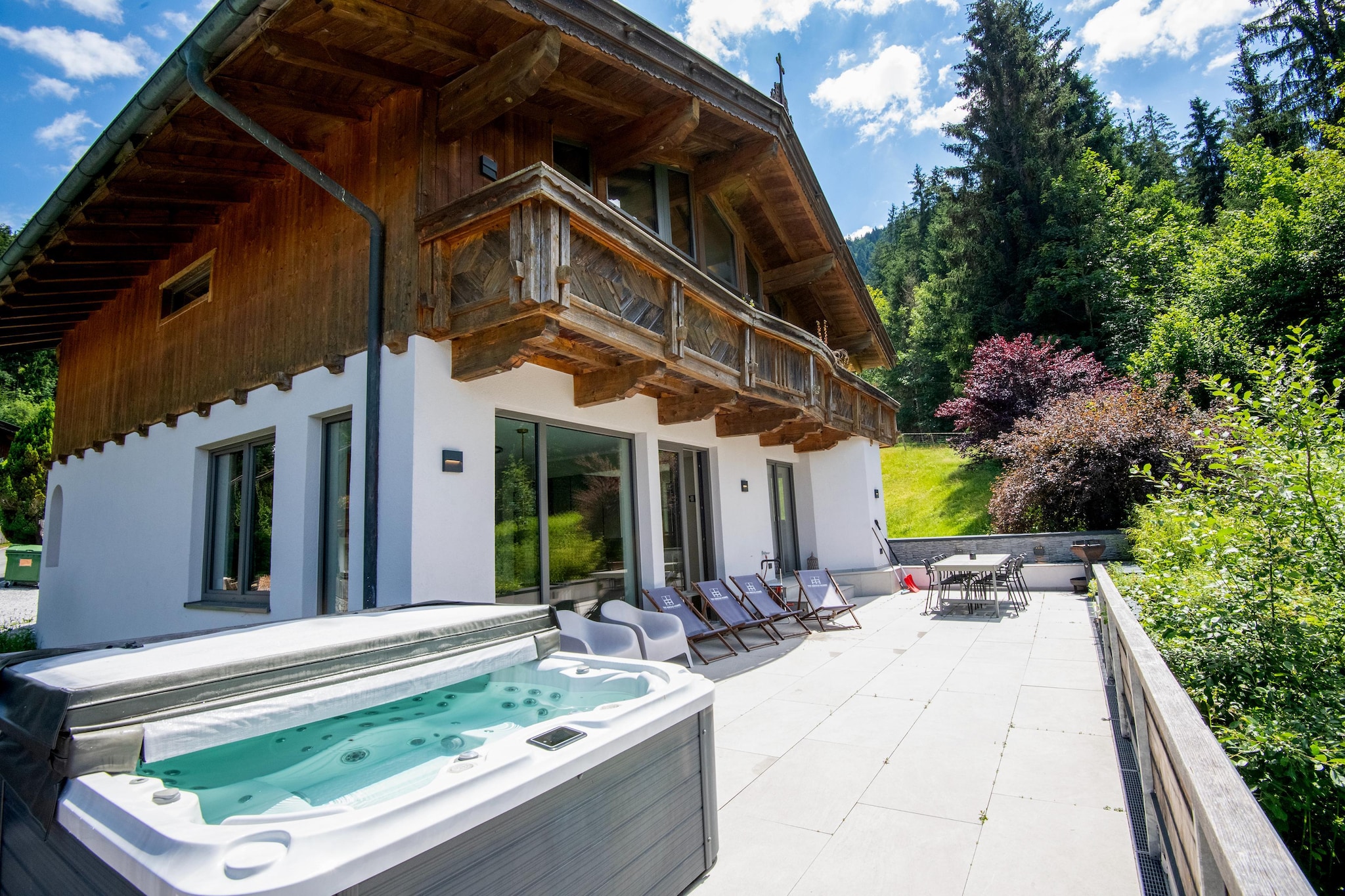 Mountain Retreat A - Buitenkant zomer