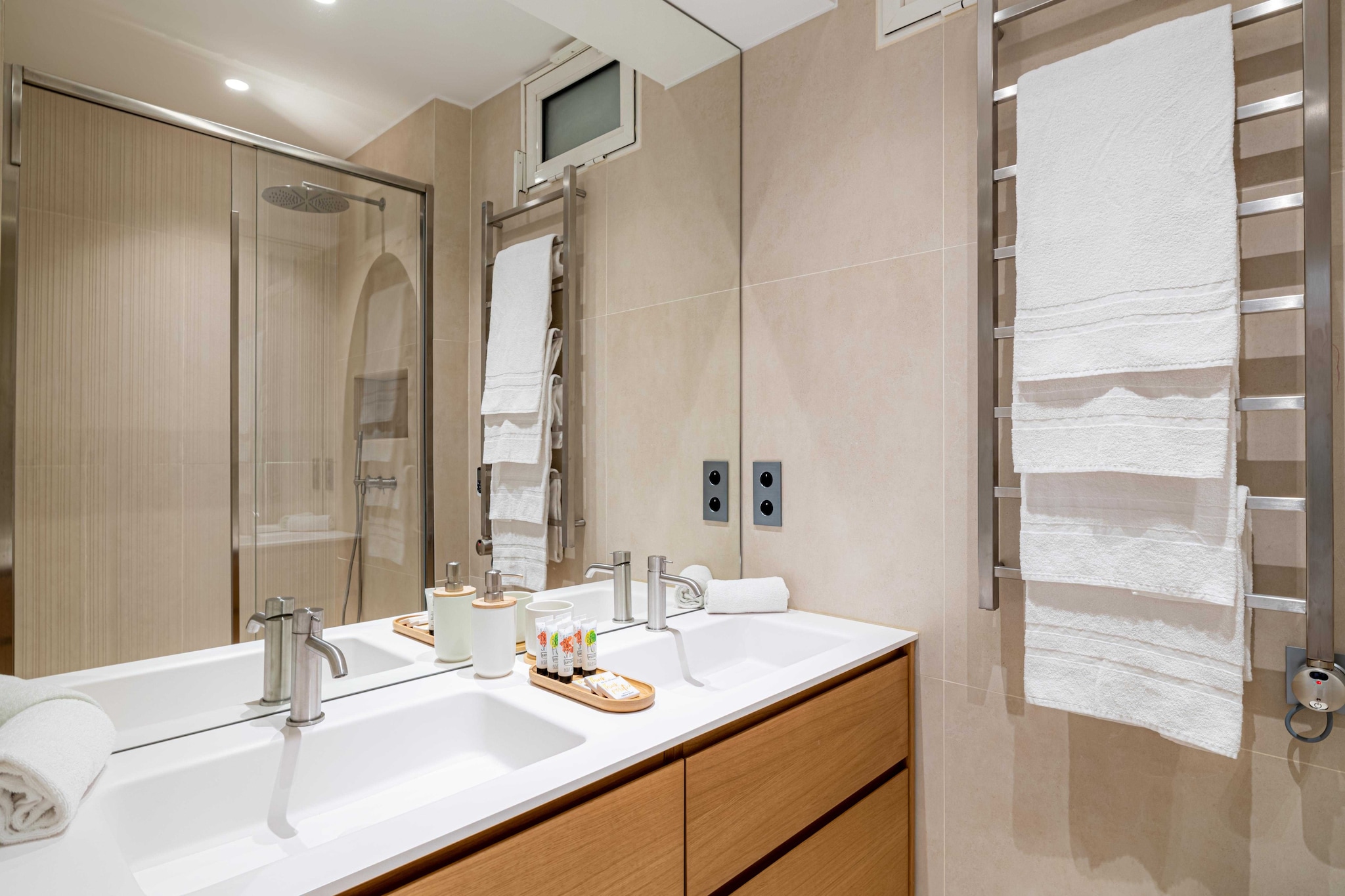 Renovated apartment - Cannes Croisette Golden Square