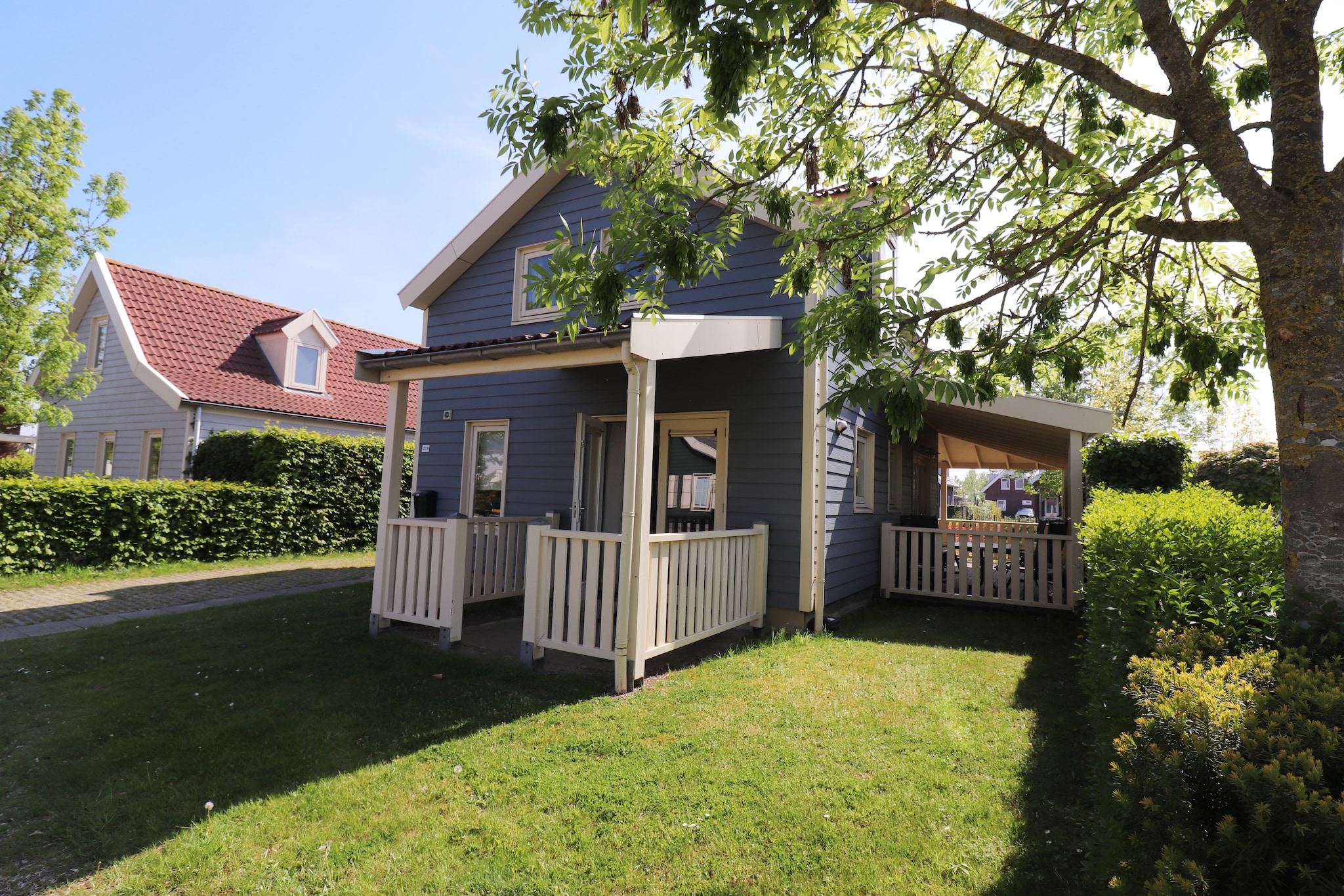 Exterior Summer