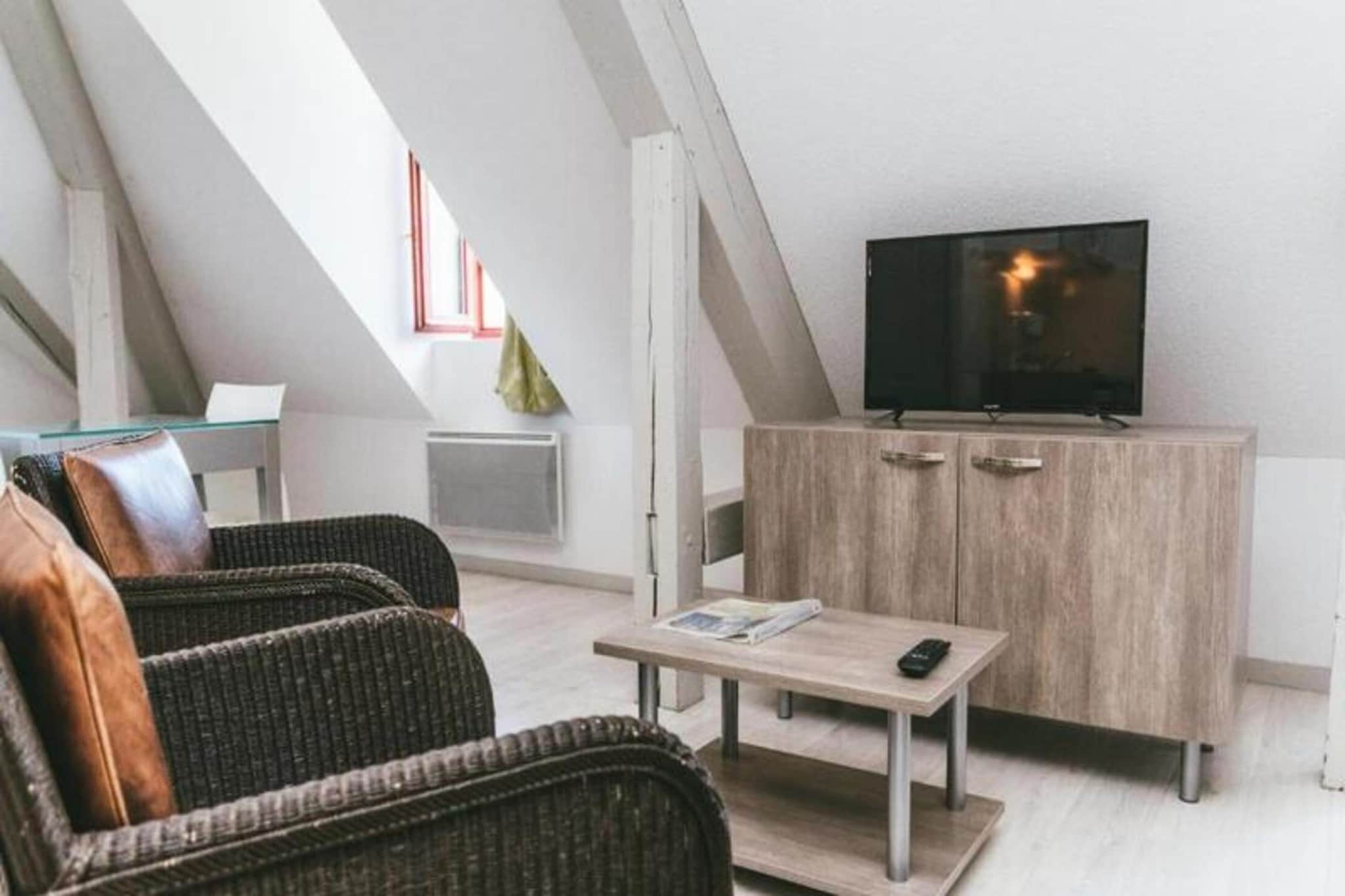 Bed Linen, Living room(TV, dining table), Kitchen(coffee machine, microwave, fridge), bedroom(double bed), bathroom(shower, washbasin), fitness room, Tennis court, Fishing, Restaurant, sauna, baby crib(free), Towels incl.