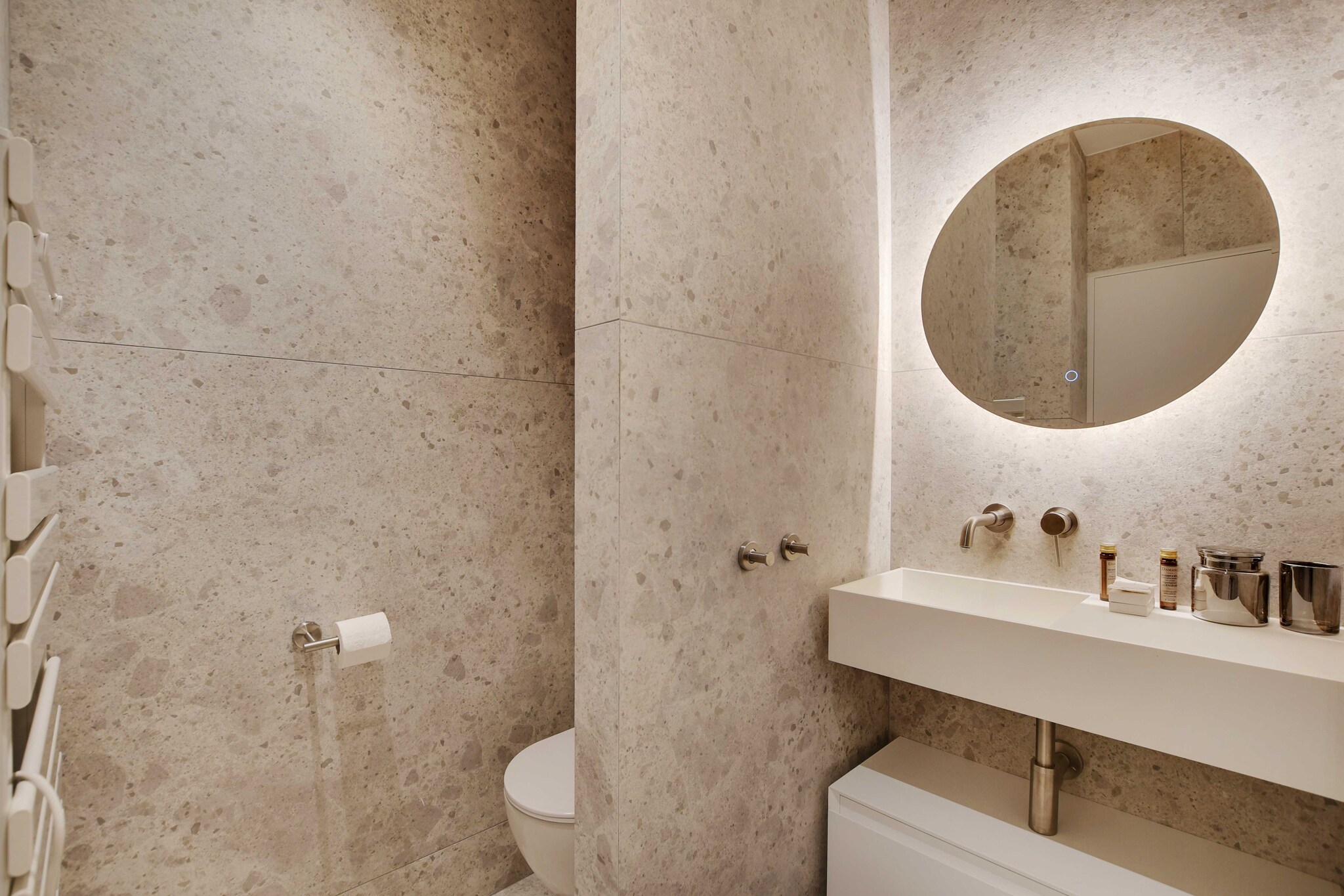 Newly Refurbished Flat in Heart of 18th District