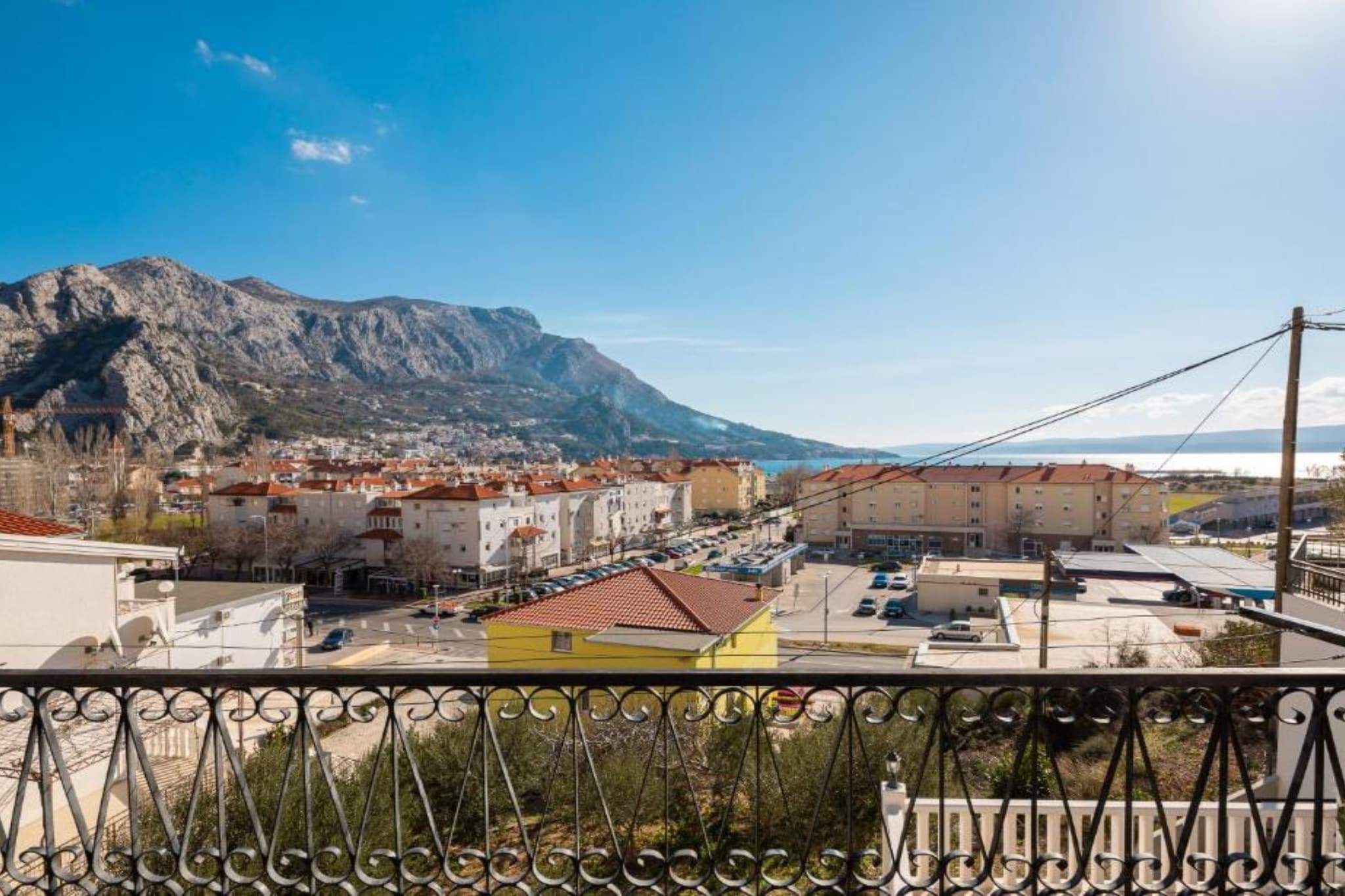 Omis River & Sea Escape - One Bedroom Apartment with Balcony and Sea View