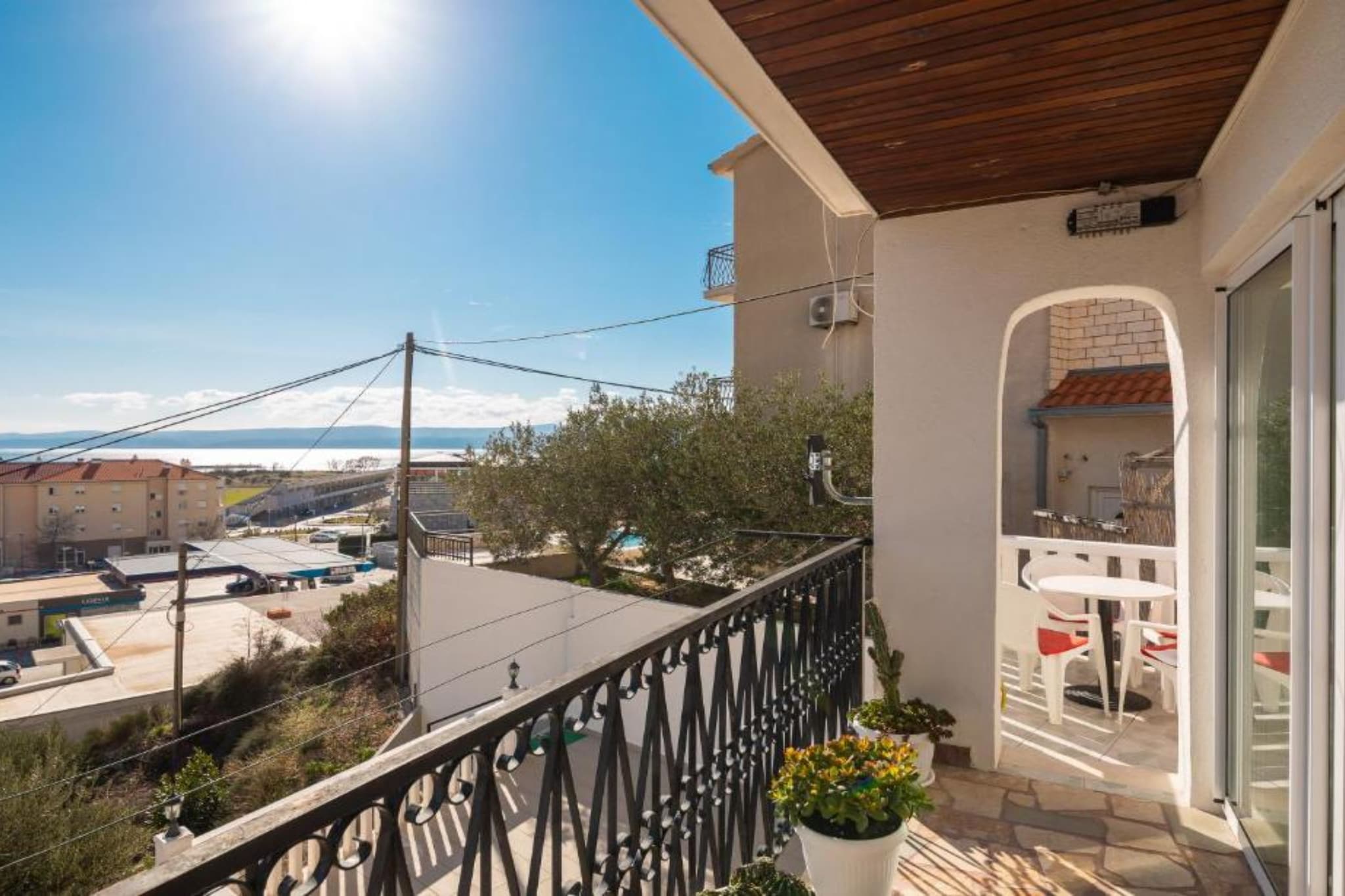 Omis River & Sea Escape - One Bedroom Apartment with Balcony and Sea View-Balcon-terrasse
