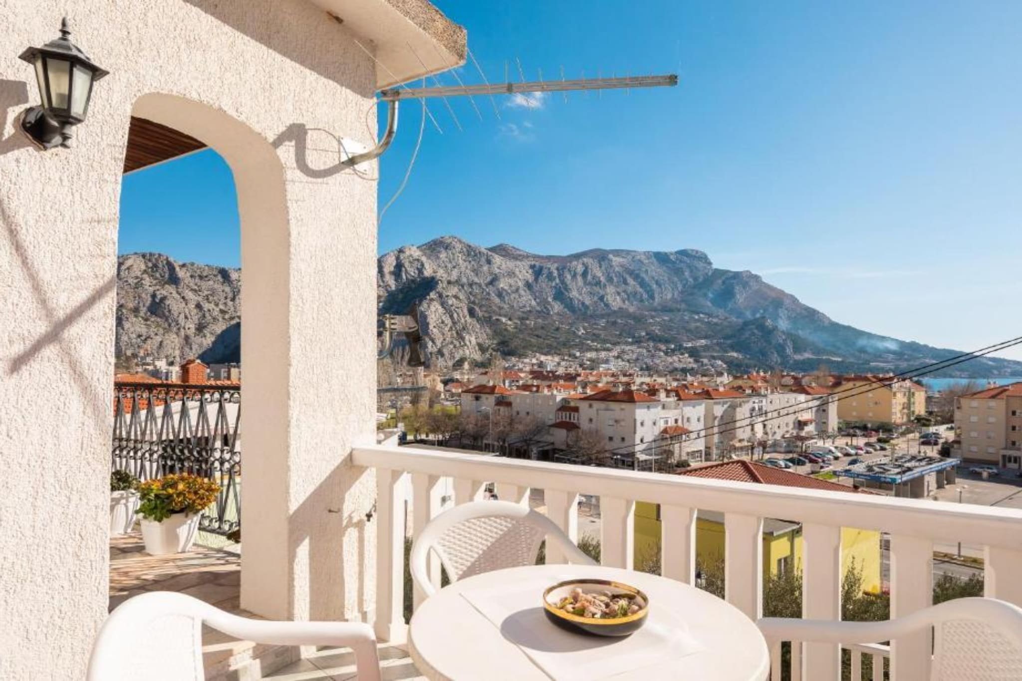 Omis River & Sea Escape - One Bedroom Apartment with Balcony and Sea View-Balcon-terrasse