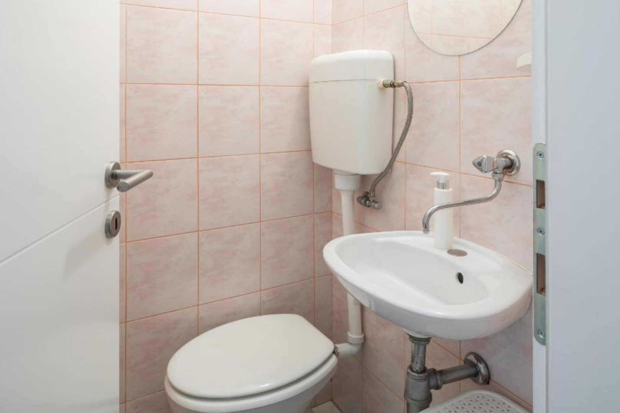 Omis River & Sea Escape - One Bedroom Apartment with Balcony and Sea View-Salle de bain