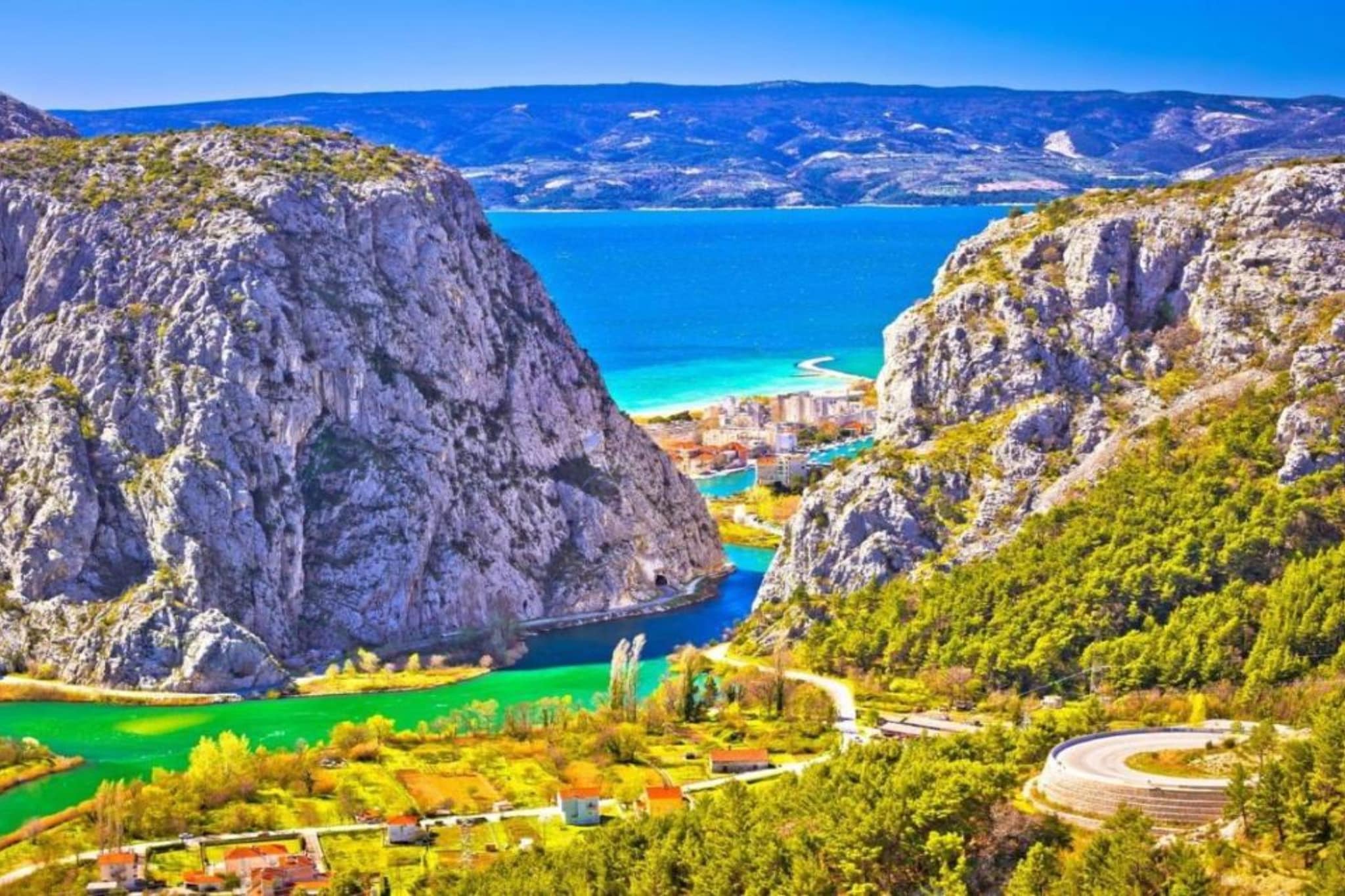 Omis River & Sea Escape - One Bedroom Apartment with Balcony and Sea View-Vue
