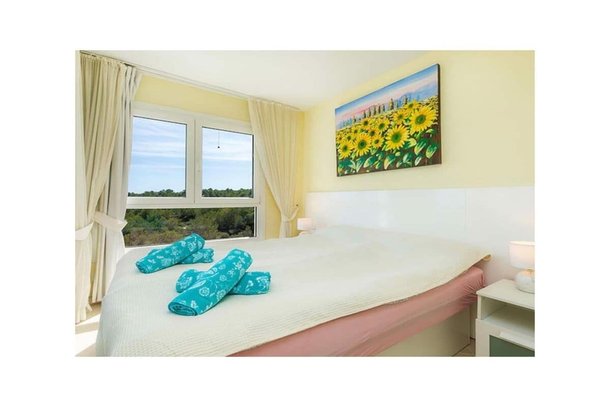 471415-Bedroom