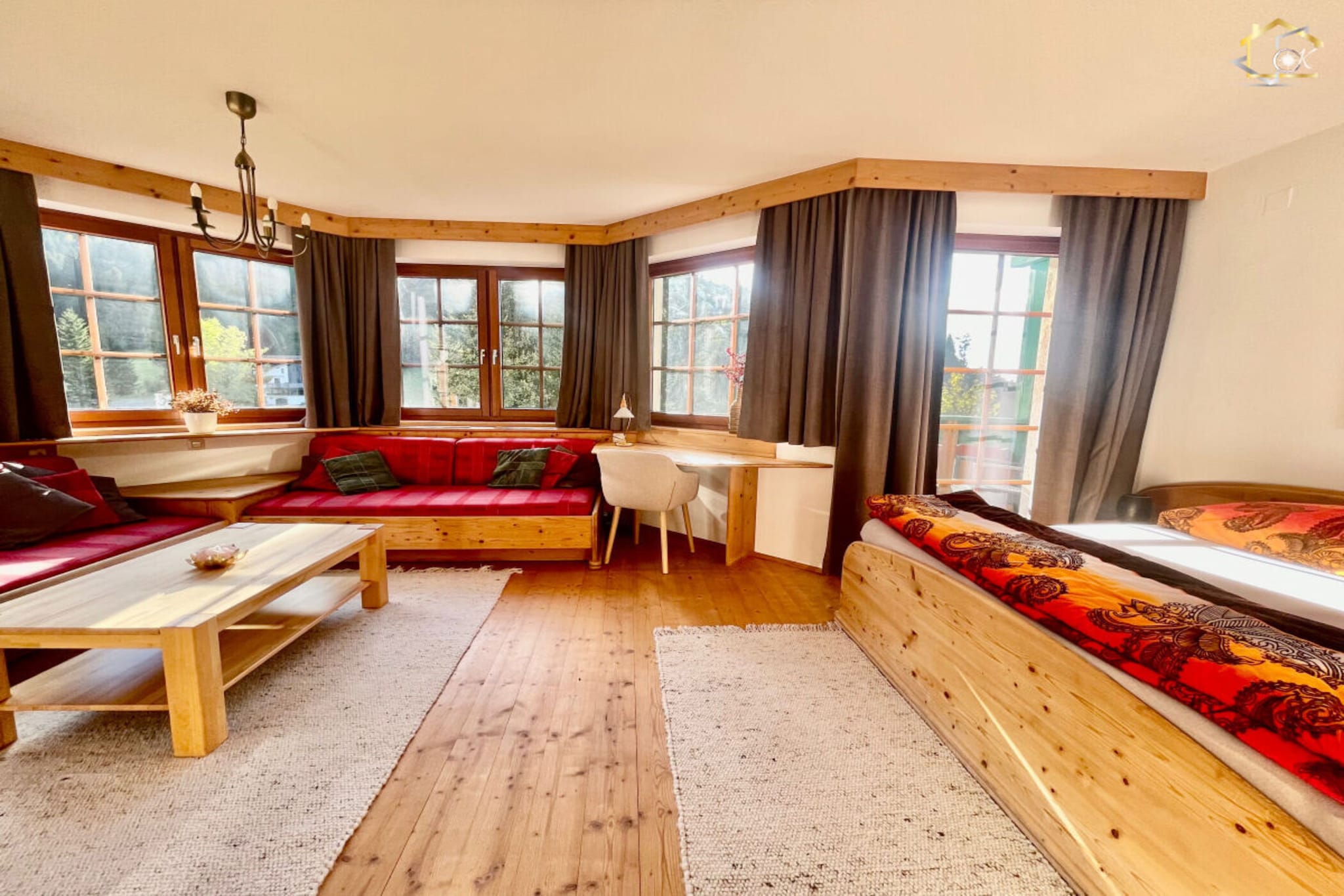 526877-Living room