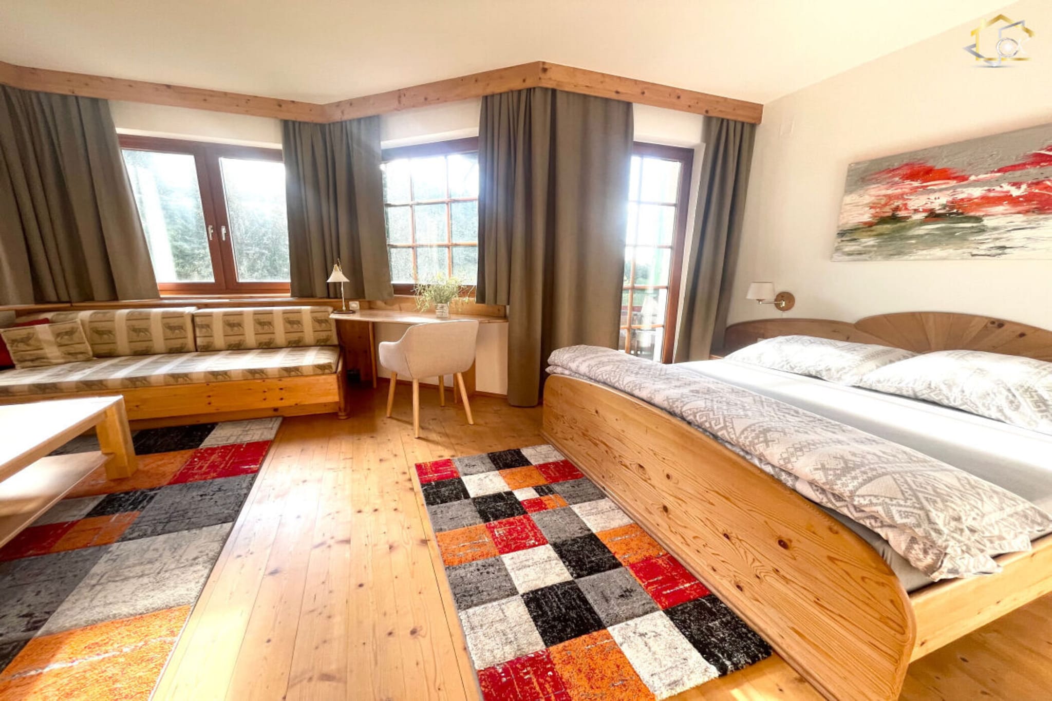 526877-Bedroom