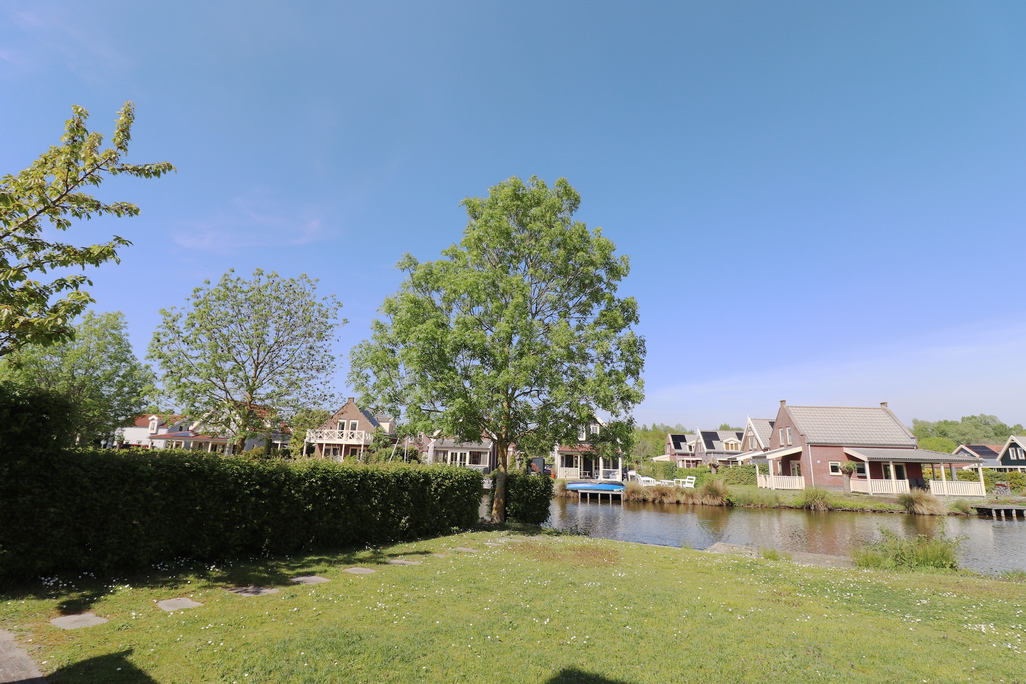Standaard 213 - View in summer
