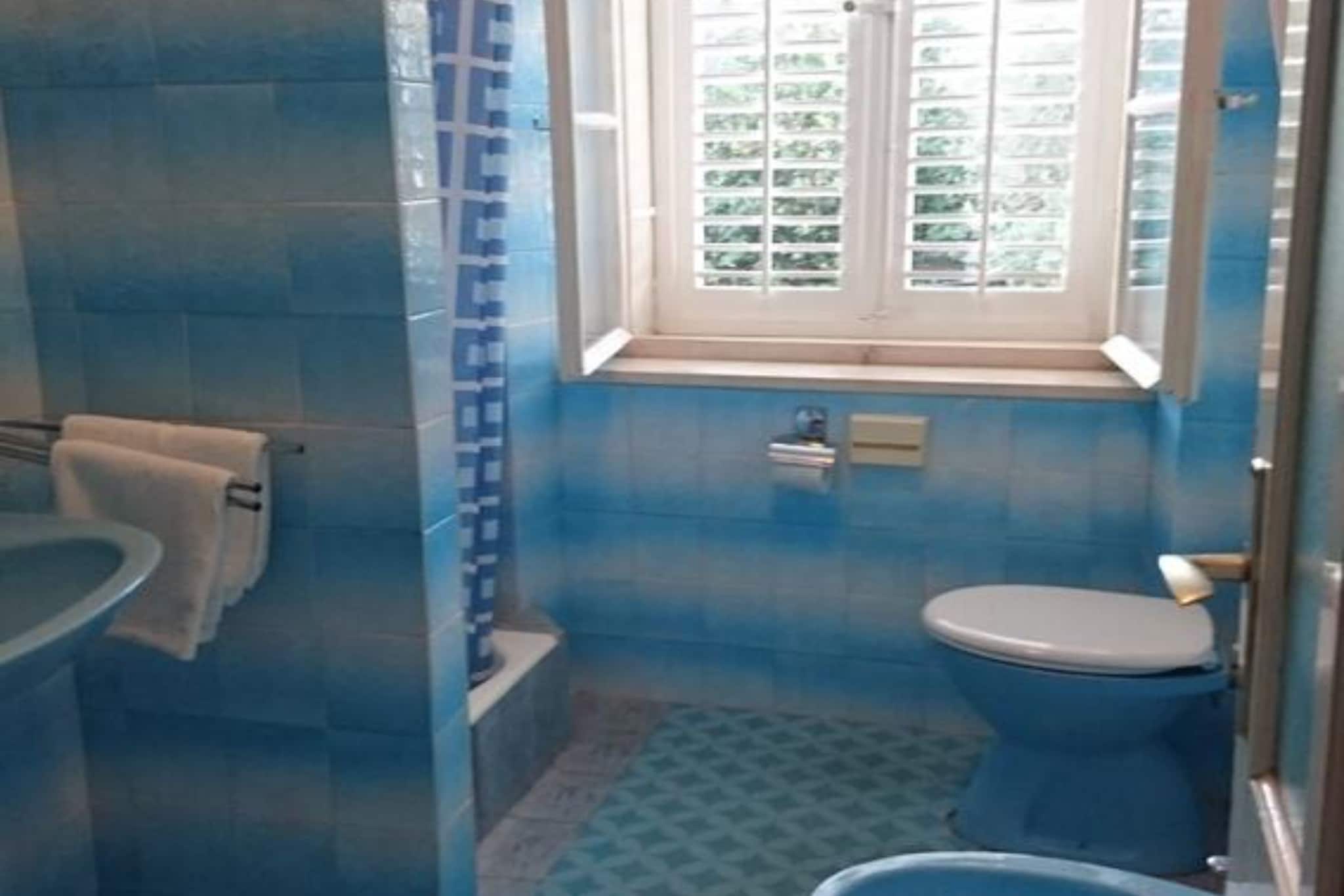 Four bedroom apartment-Badkamer