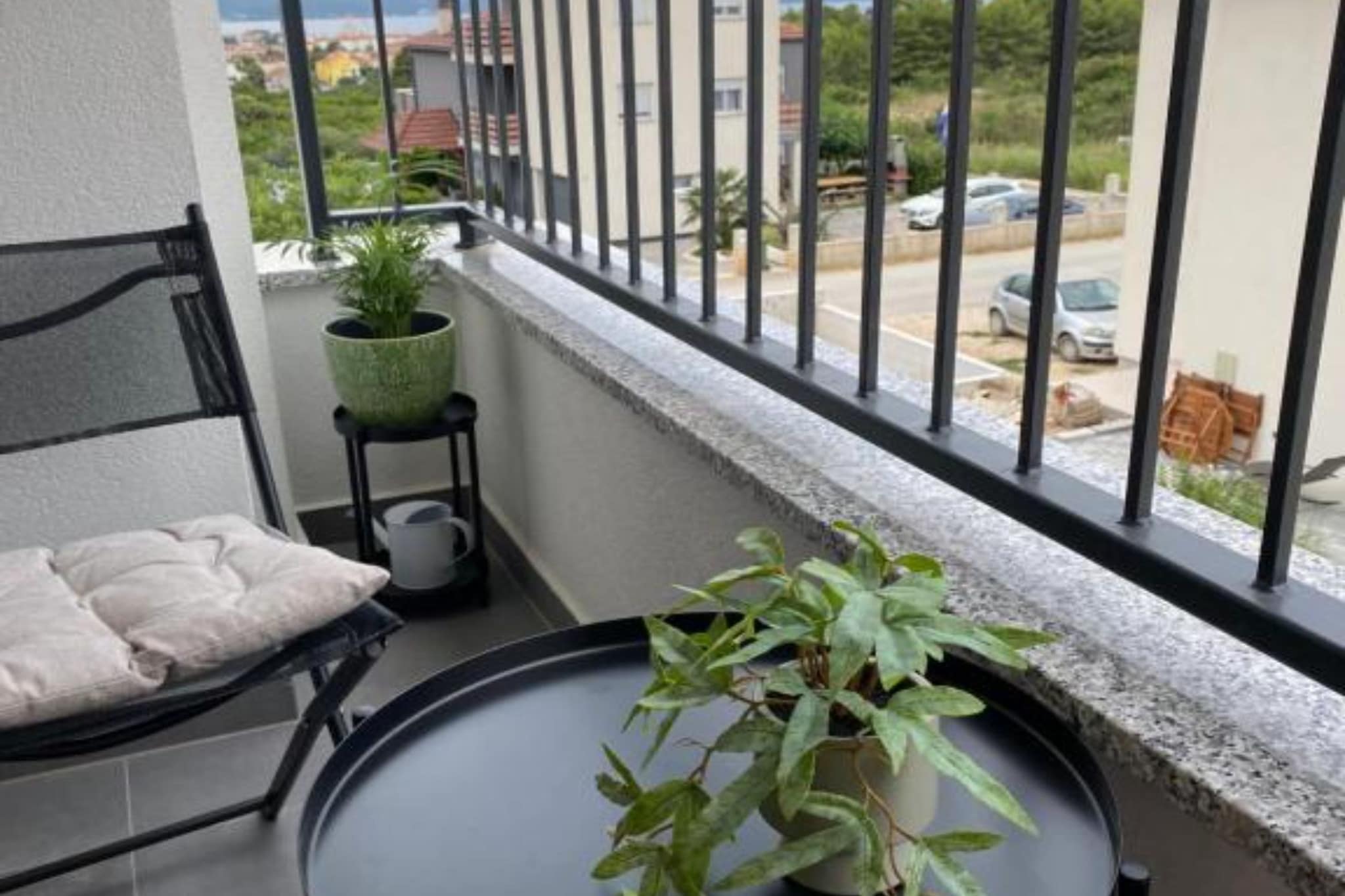 One Bedroom Apartment with  Balcony and City View