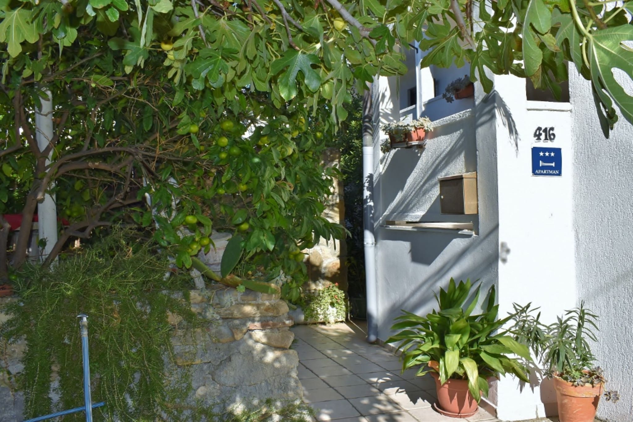 Apartments Jug - Studio Apartment with Balcony-Extérieur