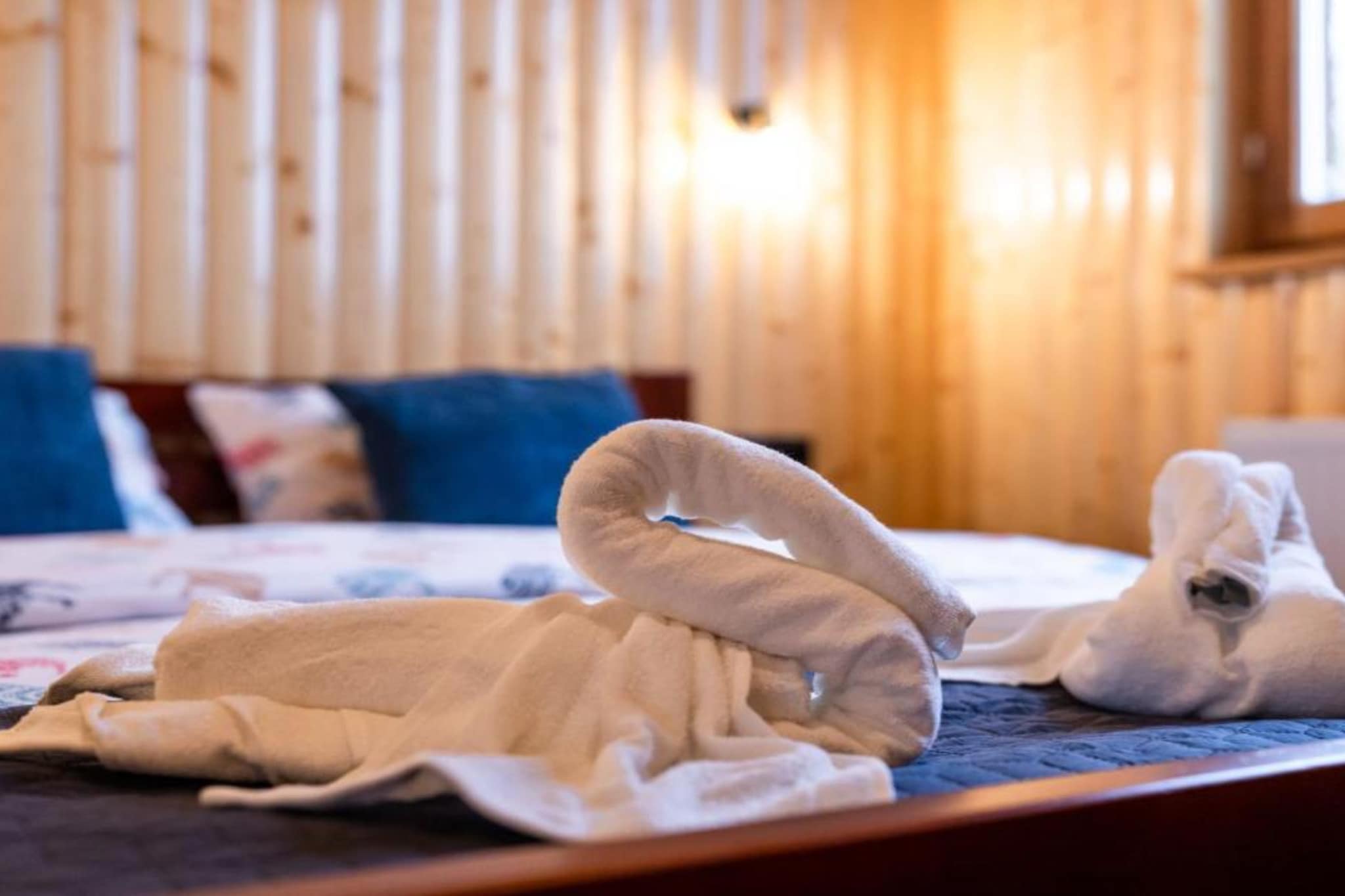 Apartment Stone and Wood in Slunj, Karlovac County, is likely named after its rustic design, featuring natural materials like stone and wood, which blend beautifully with the surrounding landscape. Slunj is a picturesque town best known for the enchanting Rastoke area, where the Slunjčica River flows into the Korana River, creating stunning waterfalls and watermills.

Note:

Private parking is available, reservation is not required.
Wi-Fi is available throughout the property.
Pets are allowed with notice.
Baby cot is available on request.
Pet fee 10€ per pet per night

This three-bedroom can accommodate up to eight guests. It features an Internet-enabled TV. The private bathroom is equipped with a shower and toilet.

Thanks to its excellent location, everything you'll need for your vacation is just a short walk away from the property. Grocery stores, cafes, restaurants—everything is within a 10 km radius.

The airport is 122 km away from the property.