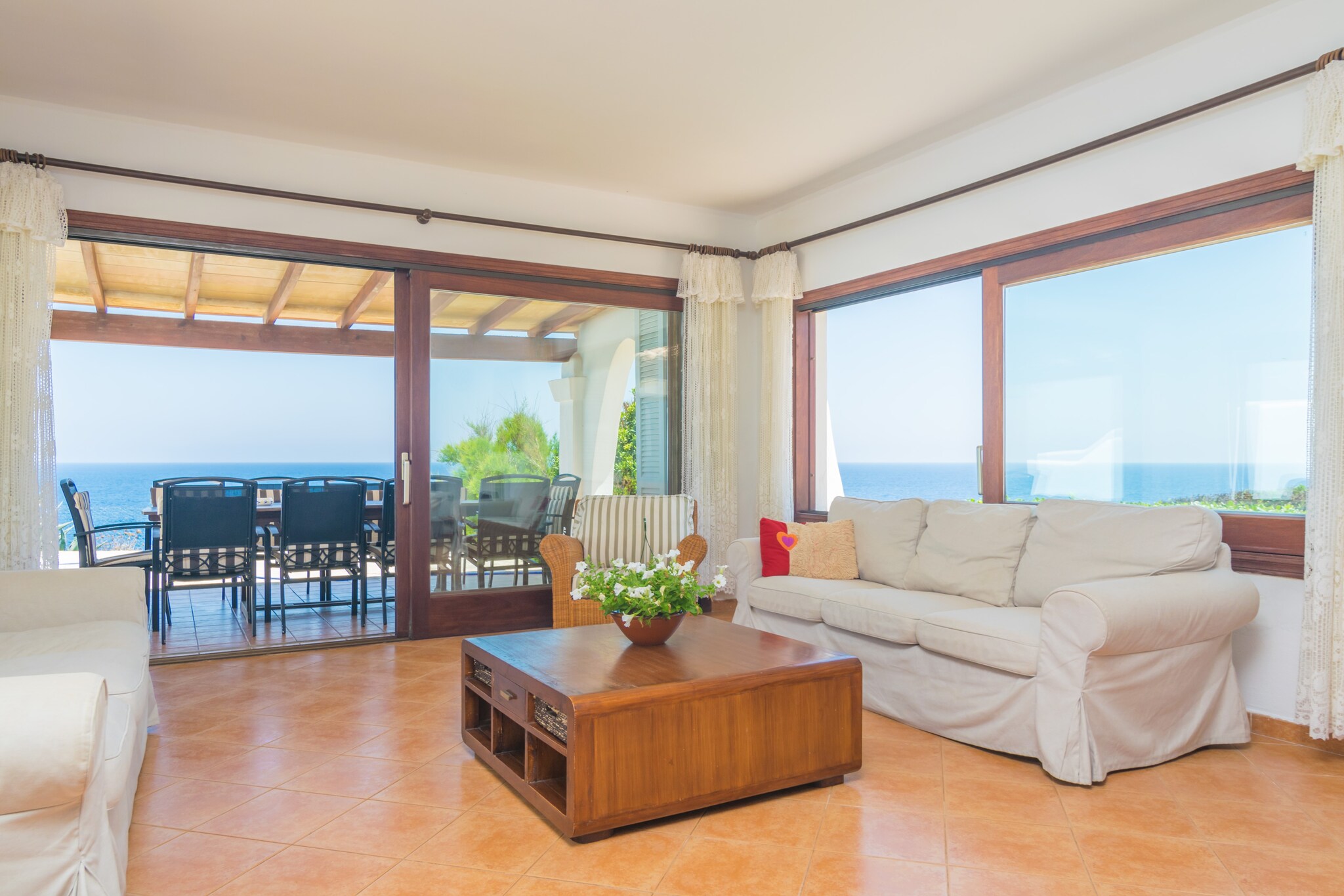 Villa Sol Naixent-Image-tags.