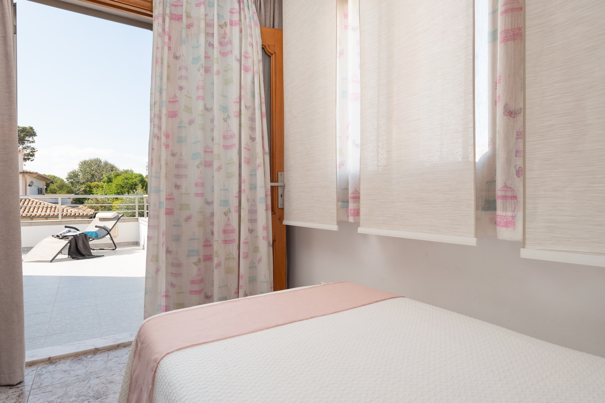Villa Isabel-Image-tags.