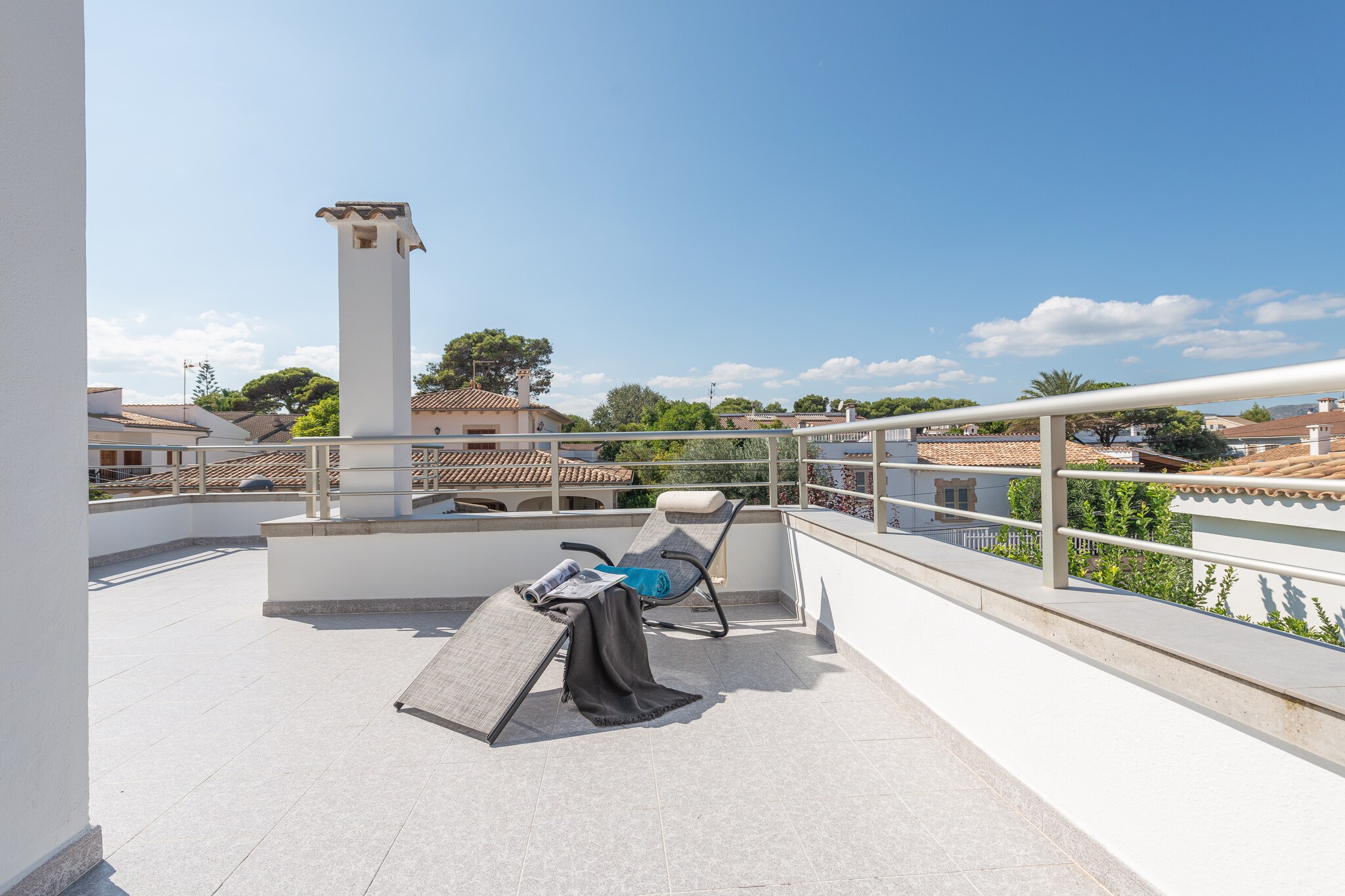 Villa Isabel-Image-tags.