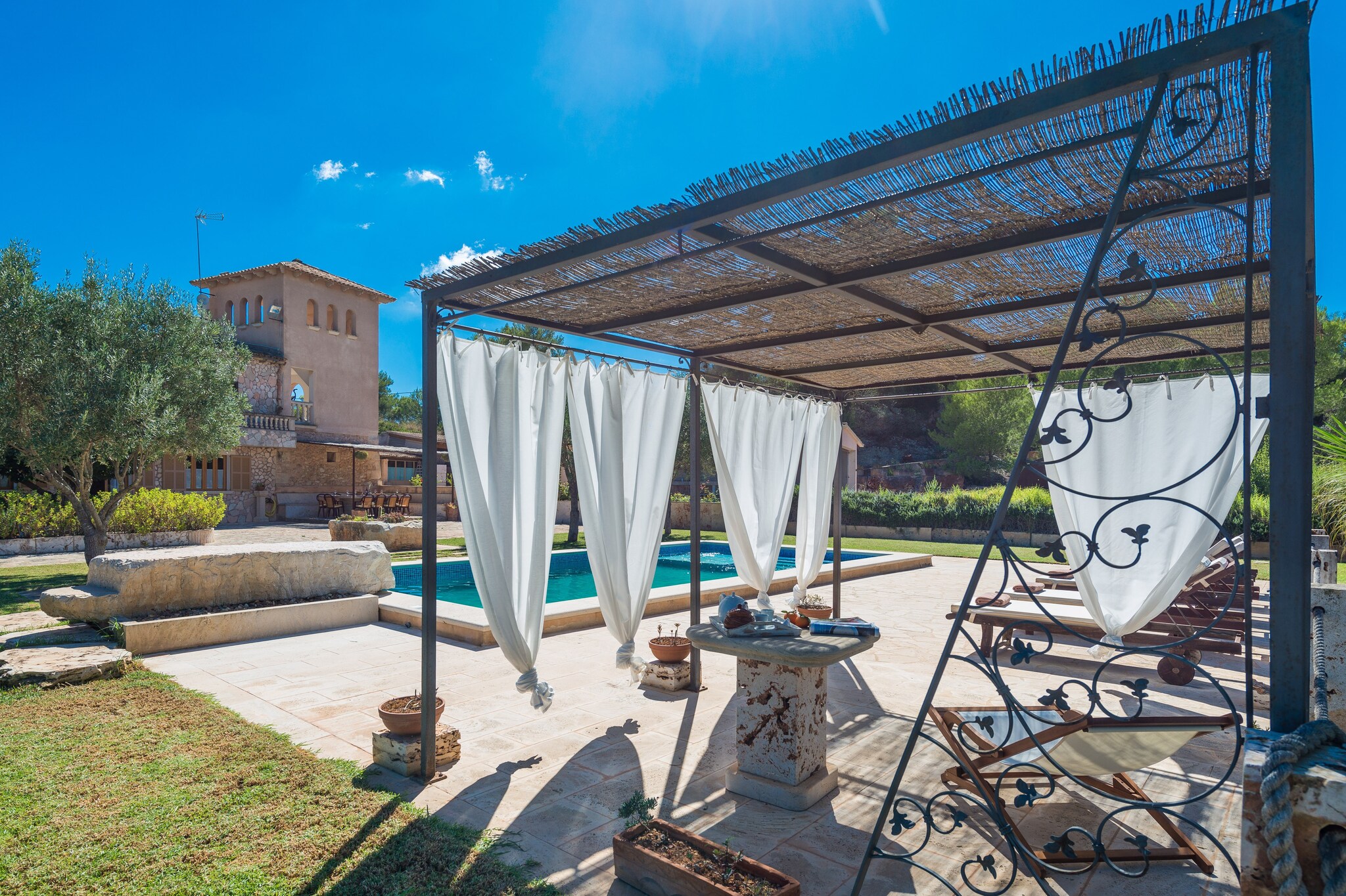 Finca Son Colom-Image-tags.