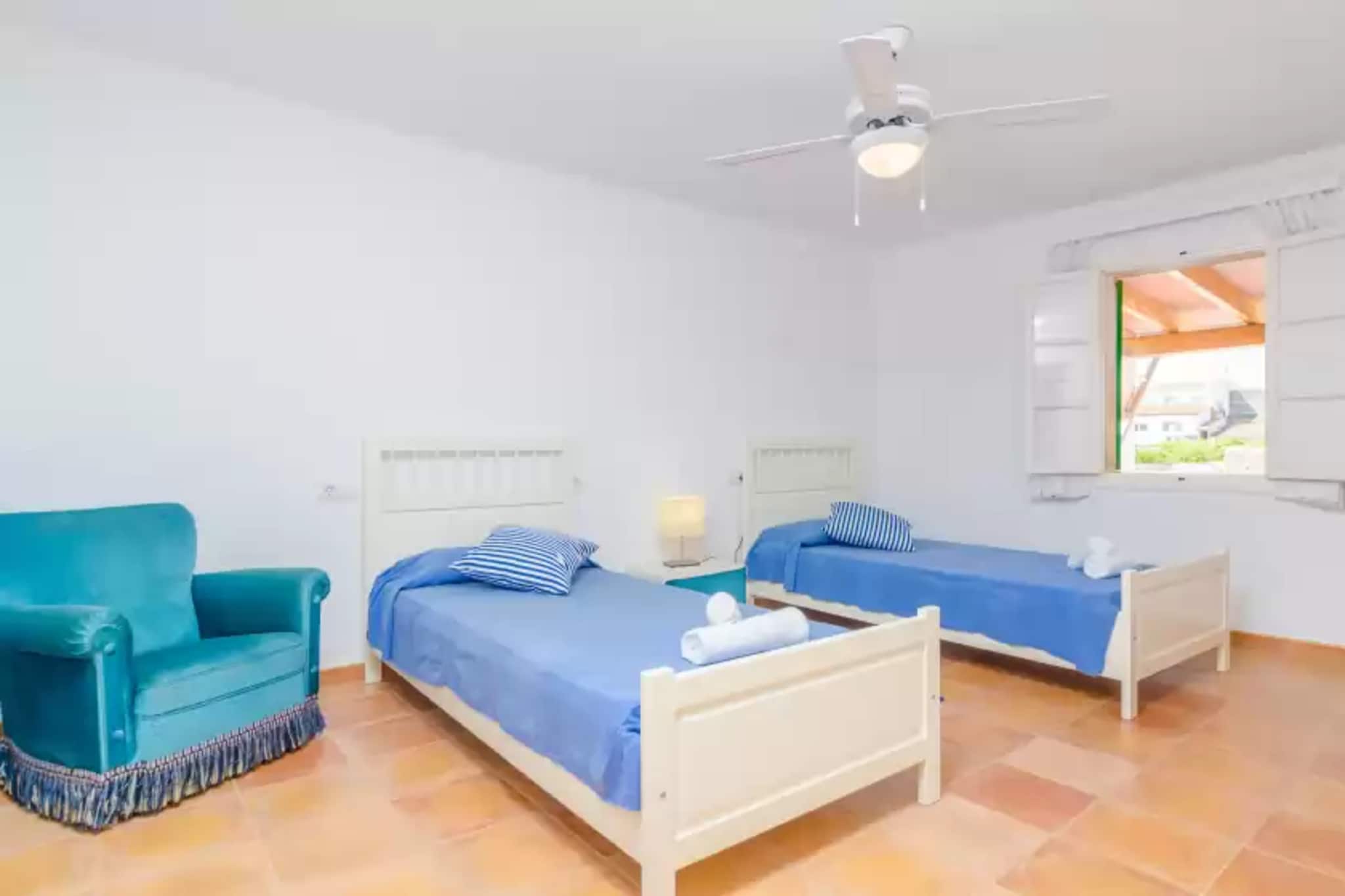 Bed Room