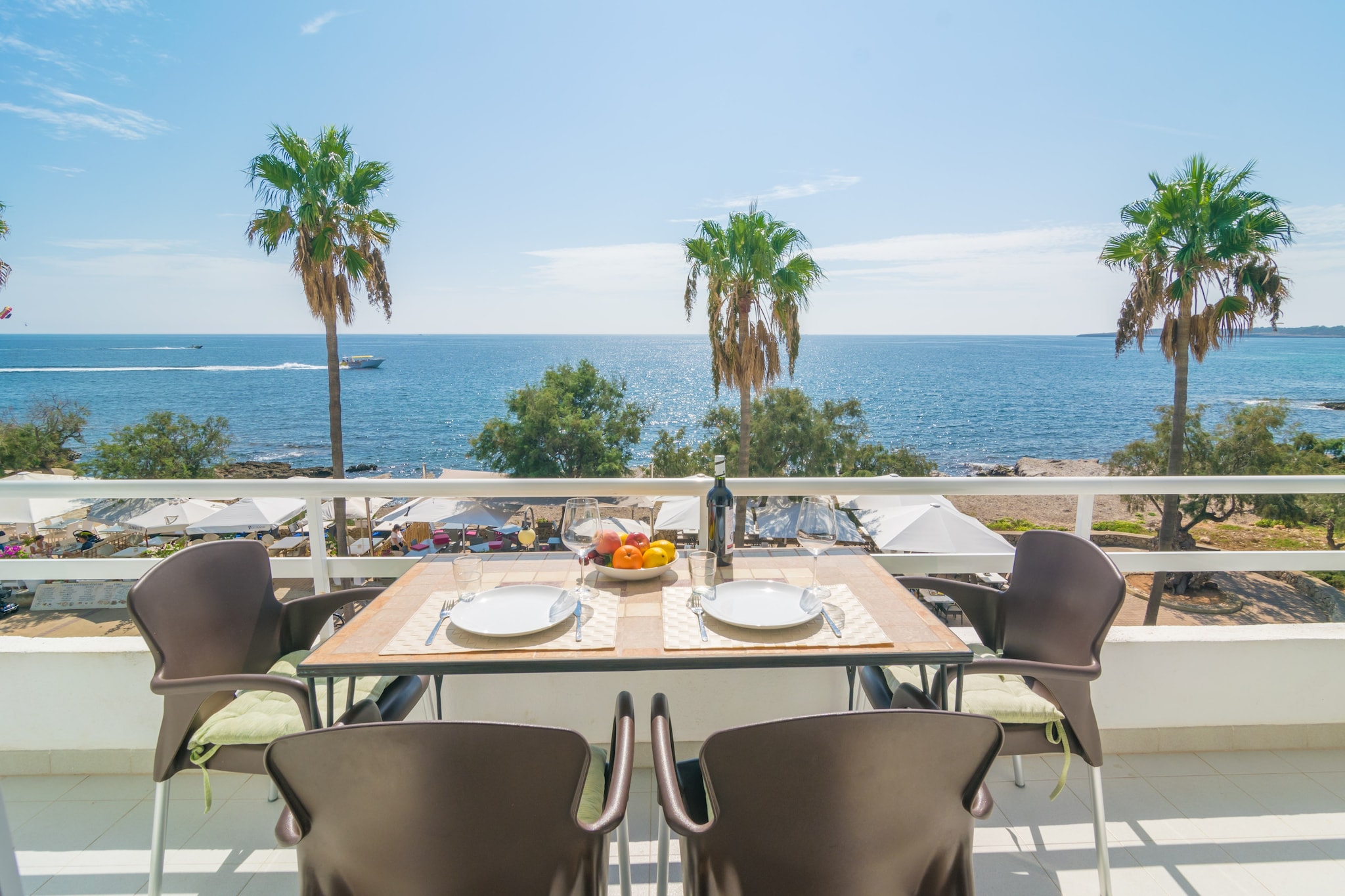 Do you think there could be a better place to spend a pleasant and quiet vacation than in this amazing apartment in front of the sea? The terrace invites you to have a delicious breakfast while listening and watching the smooth movement of the waves and the first rays of sun that shine on them.

In the interior of this second floor flat, with elevator, there is a fantastic living-dining room, equipped with air conditioning, a dining table as well as a comfortable sofa where to get relaxed watching TV-SAT or reading a book next to a spectacular landscape. There are two bedrooms with wardrobe and fan, one of them with a double bed while the other has two single beds. Likewise, one of the rooms also has space for a cot and a high chair. The bathroom of the house has a shower. And, of course, there is washing machine, iron and ironing board.

The location is simply perfect for those who love the sea, since the apartment is located on the seafront. In Cala Millor you will find all kind of services as, for example, bars, restaurants, supermarkets and much more. The nearest sandy beach is Playa de Cala Millor, which is situated at only 0.85 km. Consult the advertiser for possible charges. Pets are not allowed. The holding of events is forbidden. 
Distances
Beach: 0.85 km - Cala Millor
Airport: 66.8 km - Son Sant Joan
Golf course: 4.2 km - Club de Golf Son Servera
Town: 0.01 km - Cala Millor
Train station: 21.1 km - Manacor
Bus stop: 0.15 km - Cala Millor
Ferry: 47.9 km - Port d'Alcúdia
Hospital: 20.5 km - Hospital de Manacor
Tourist license: ETVPL/12762Single Rental Registry: ESFCTU00000702300049772700000000000000000ETVPL/127620The Ecotasa (tourist tax) must be paid cash on site when checking in. The amount varies between 0.55€/night and guest during the low season and 2.2€/night and guest during  the high season. The tax is reduced by half from the 9th day of your stay. All guests have to pay the Ecotasa, except people under 16 years. Homerti - Central de Reservas CR/33