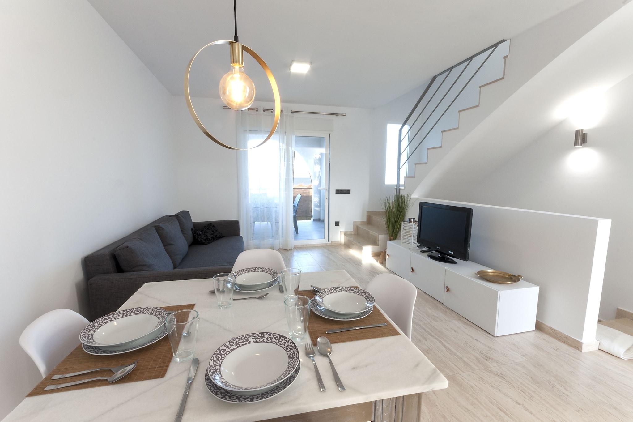 La Mar De Olas - House