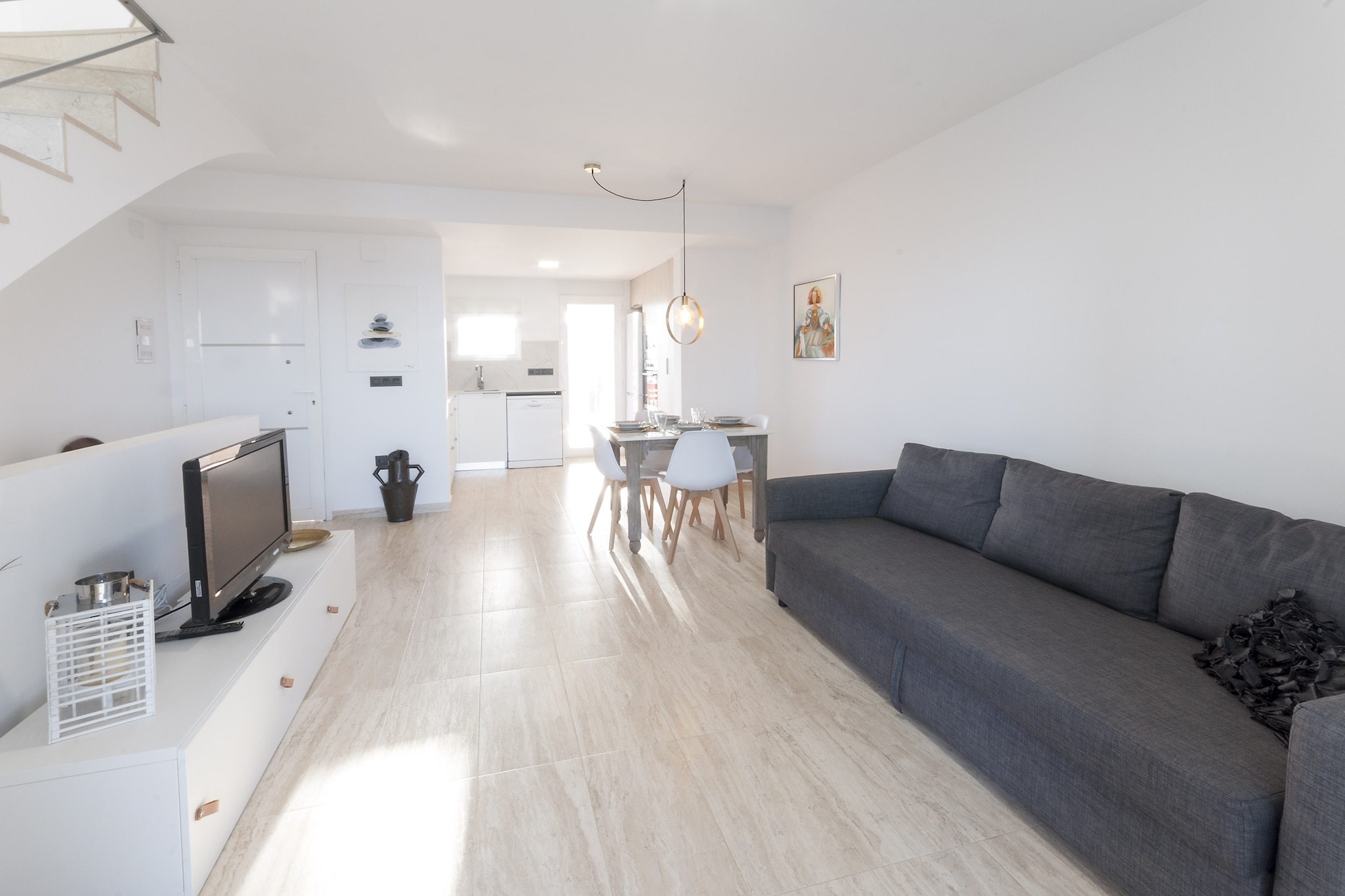 Kitchen(cooker, coffee machine, oven), bedroom(double bed), bedroom(double trundle bed), bathroom, microwave, dishwasher, fridge-freezer, shower, washbasin, toilet, balcony or terrace, children\'s bed, high chair