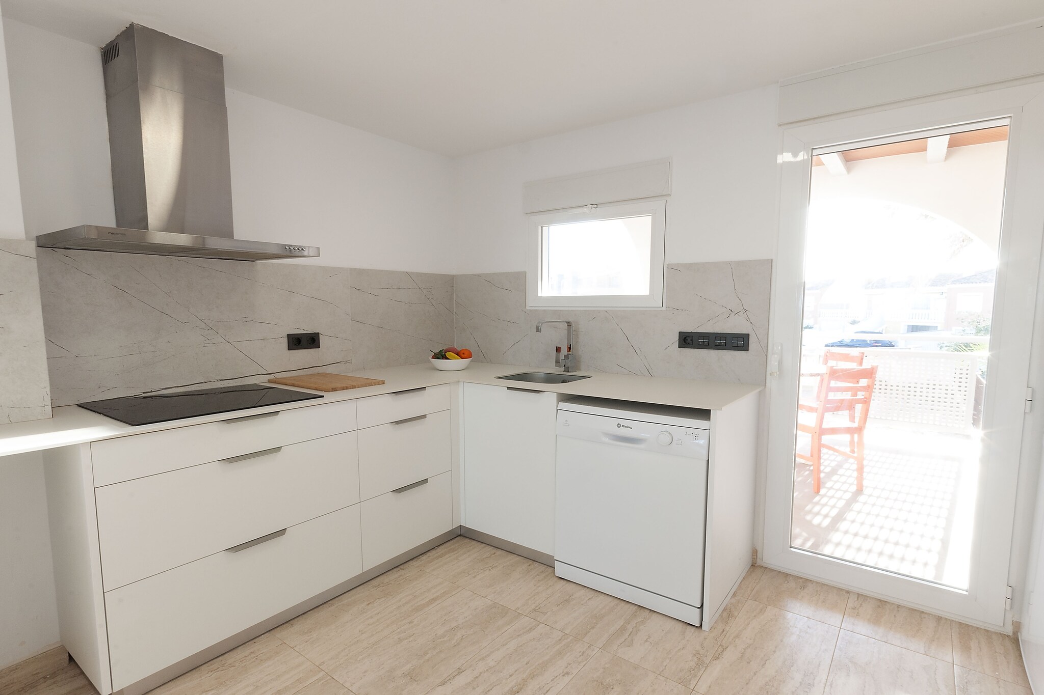 La Mar De Olas - House