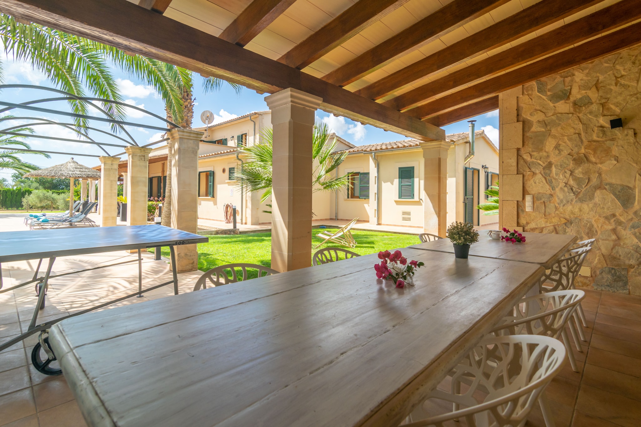 Villa Sun Club Home-Image-tags.