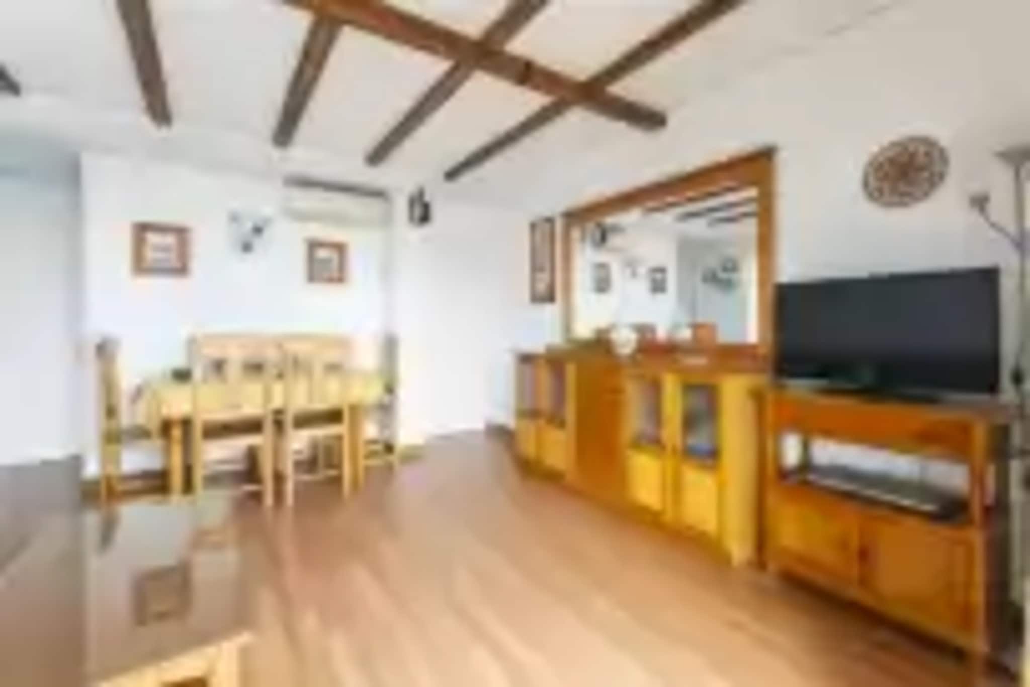 After an entertaining day of sun, beach, and sand, stop by the outdoor shower in the complex to rinse off the remnants of sand and saltwater. Then, the best plan will be to relax on the private terrace of the apartment while admiring the clear views of the Mediterranean Sea.
The cozy apartment, located on the 4th floor of a building without an elevator, has the basic equipment to enjoy your vacation. The dining room offers air conditioning, Smart TV, and a table for 4 diners. The separate kitchen is equipped with a ceramic hob and the essentials for cooking during your stay. Guests have 2 bedrooms to rest, one with a double bed and the second with two single beds. The apartment's bathroom has a shower. Finally, in the house, you will find a washing machine, as well as a cot and high chair if you are travelling with your baby.
The location of the apartment, just 200 meters from Les Marines beach, is unbeatable. It is a kilometre-long and wide beach of golden sand and calm waters with all kinds of services including a recreational floating platform and lifeguard service, making it perfect for the little ones in the family. You can also practice your favourite water sports. The centre of Dénia and its charming castle are also very near. In the area, you will also find supermarkets, beach bars, and restaurants nearby so you won't miss anything during your days of rest. Consult the advertiser for possible charges. Please note that the keys to access the property will be in a mailbox at a nearby petrol station. You will receive the coordinates of the petrol station and the details of the mailbox three days prior to your arrival. Pets are not allowed. The holding of events is forbidden. There is exterior parking for 1 cars.
Distances
Beach: 0.260 km - Playa de Les Marines
Airport: 106 km - Aeropuerto Alicante
Golf course: 0 km
Town: 0 km
Train station: 0 km
Bus stop: 0 km
Ferry: 0 km
Hospital: 0 km
Tourist license: CV-VUT0505315-ASingle Rental Registry: ESFCTU00000304500016908800000000000000000VT-505315-A2