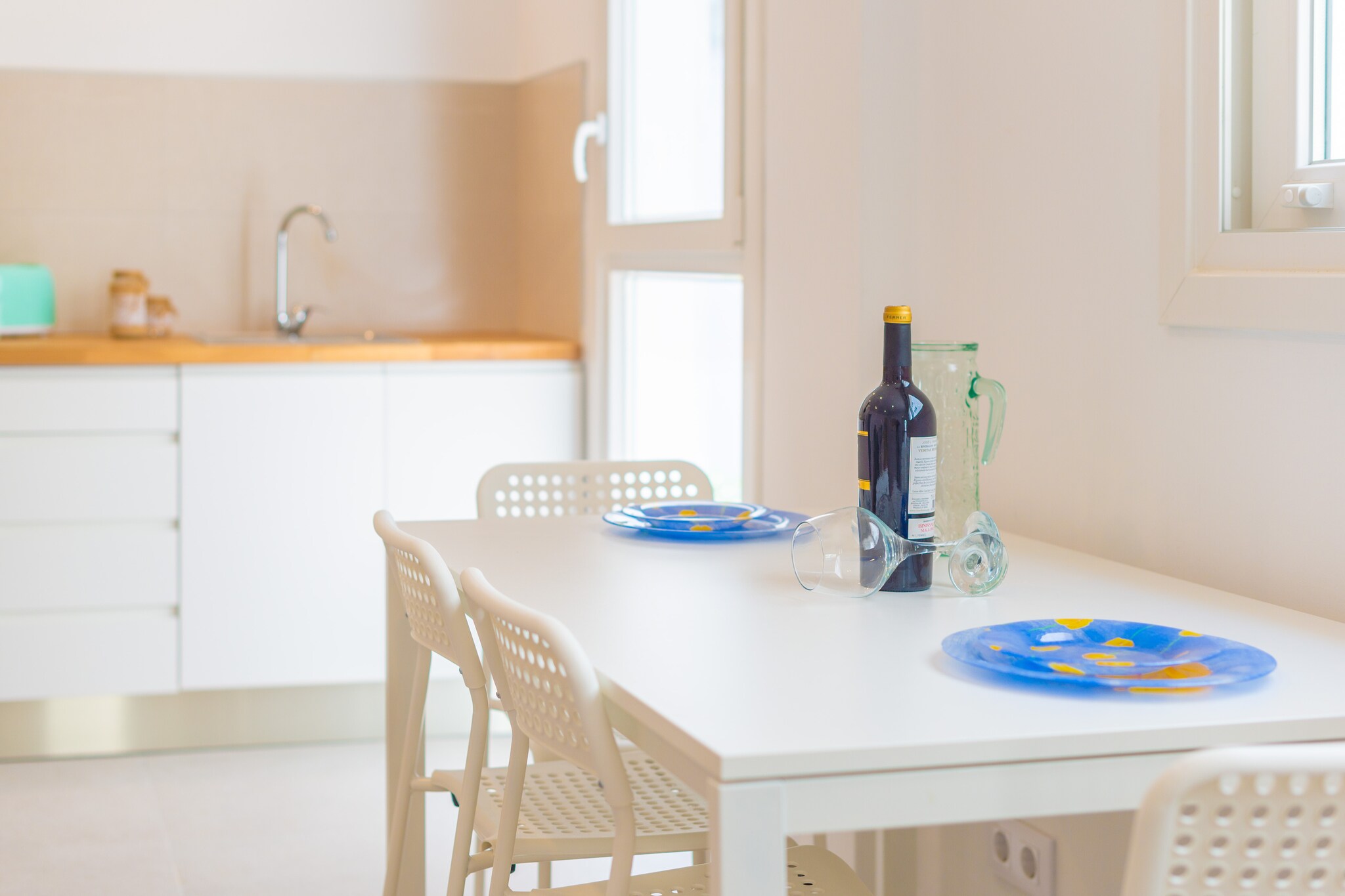 The apartment's terrace transforms into a haven of tranquillity after a day of sunbathing and a refreshing dip in the crystal-clear waters of nearby Son Moll Beach. It's the perfect spot for outdoor relaxation and tasty barbecues.

This modern apartment is situated on the first floor of a building without an elevator. The living room feature satellite TV, providing a comfortable space to unwind after a day of exploration. The kitchen, equipped with a ceramic hob, allows you to prepare delicious home-cooked meals, which can be enjoyed at the dining table or on the terrace. The bedroom boasts a cosy double bed, wardrobe, and access to the terrace, where you can soak in the gentle sea breeze. The full bathroom is well-appointed, including a refreshing shower. For your convenience, there's a washing machine in the accommodation, and if you're travelling with a baby, you'll find a cot and high chair available.

Cala Ratjada, nestled in the northeast of Mallorca, offers a wide range of activities and attractions. The beautiful Son Moll Beach, just 60 meters from the apartment, is perfect for sunbathing and swimming in the crystal-clear waters. The marina is a hub for boat trips and dolphin watching tours. Capdepera Lighthouse offers breathtaking panoramic views, and nearby Capdepera Castle, a medieval fortress, provides a fascinating glimpse into the region's history. Golf enthusiasts can enjoy excellent nearby courses, while hikers can explore the Llevant Nature Reserve. Consult the advertiser for possible charges. Pets are not allowed. The holding of events is forbidden. 
Distances
Beach: 0.06 km - Platja Son Moll
Airport: 76.1 km - Son Sant Joan
Golf course: 6.3 km - Capdepera Golf
Town: 0.4 km - Cala Rajada
Train station: 29.6 km - Manacor
Bus stop: 0.066 km - Cala Rajada
Ferry: 81.7 km - Palma de Mallorca
Hospital: 28.9 km - Hospital de Manacor
Tourist license: REGAGE22e00011429399The Ecotasa (tourist tax) must be paid cash on site when checking in. The amount varies between 0.55â‚¬/night and guest during the low season and 2.2â‚¬/night and guest during  the high season. The tax is reduced by half from the 9th day of your stay. All guests have to pay the Ecotasa, except people under 16 years.