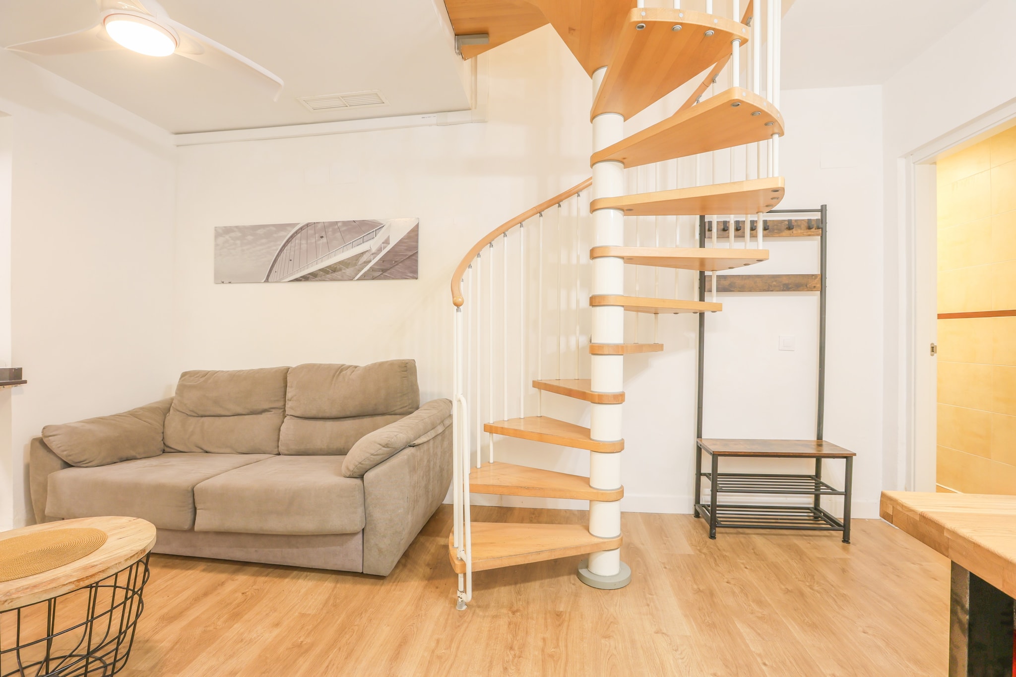 Villa Claudia - Apartment In Sevilla. Free Wifi