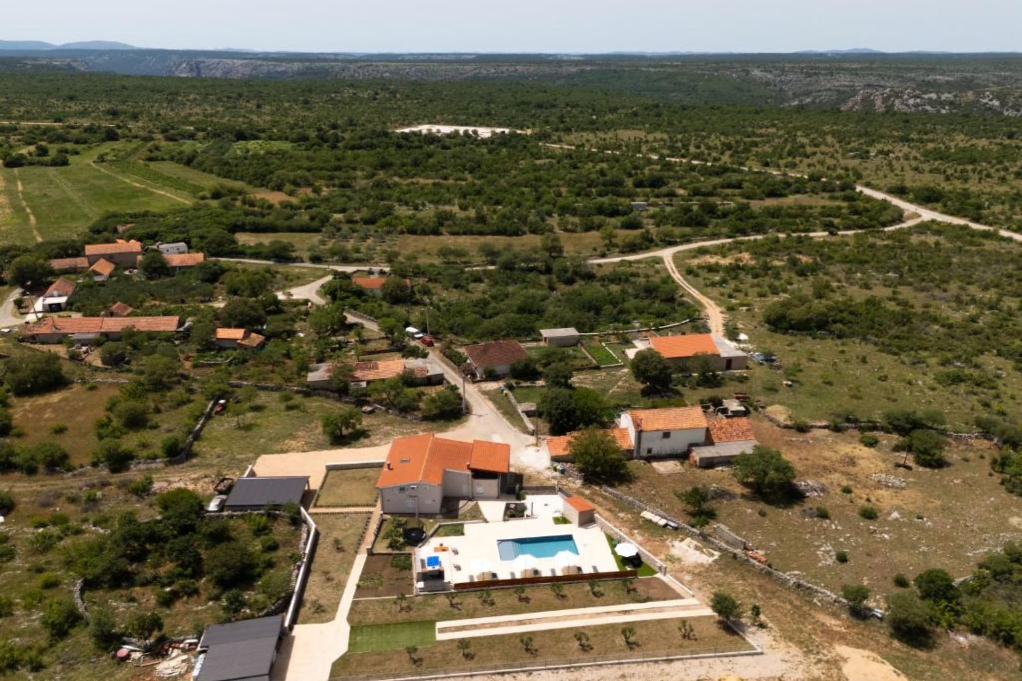 Five Bedroom Villa With Pool-Aussicht