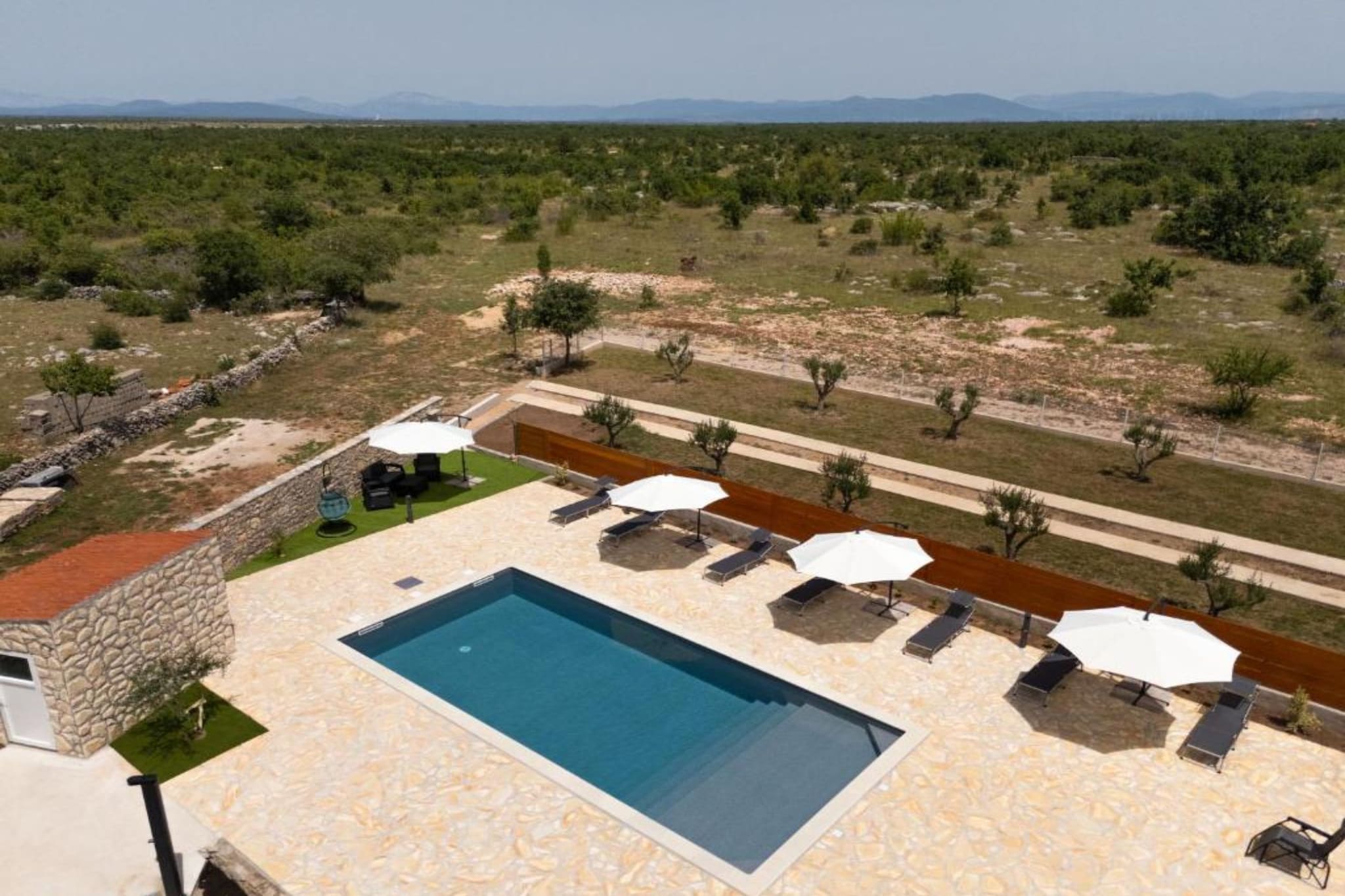 Five Bedroom Villa With Pool-Schwimmbad