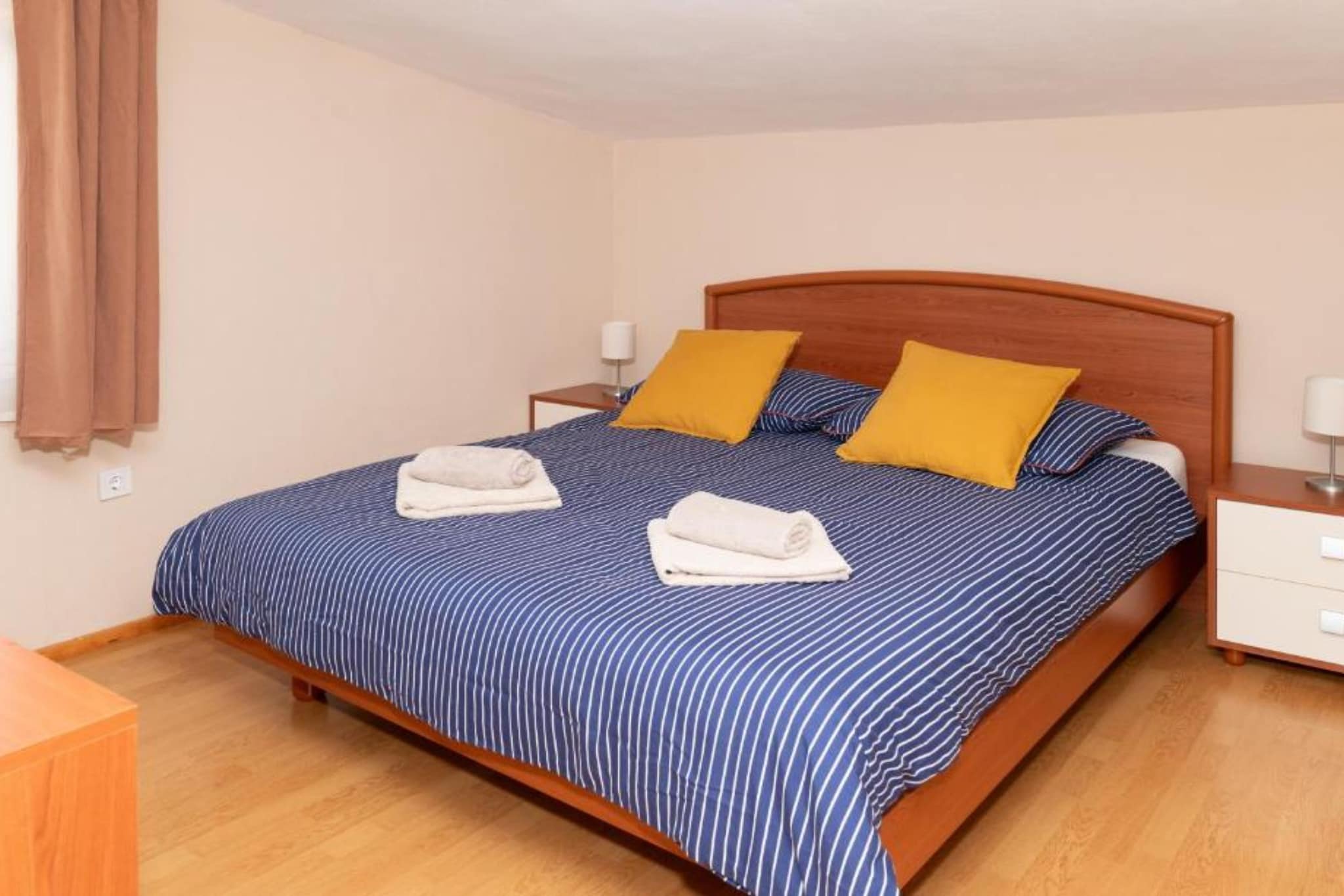 Five Bedroom Villa With Pool-Schlafzimmer