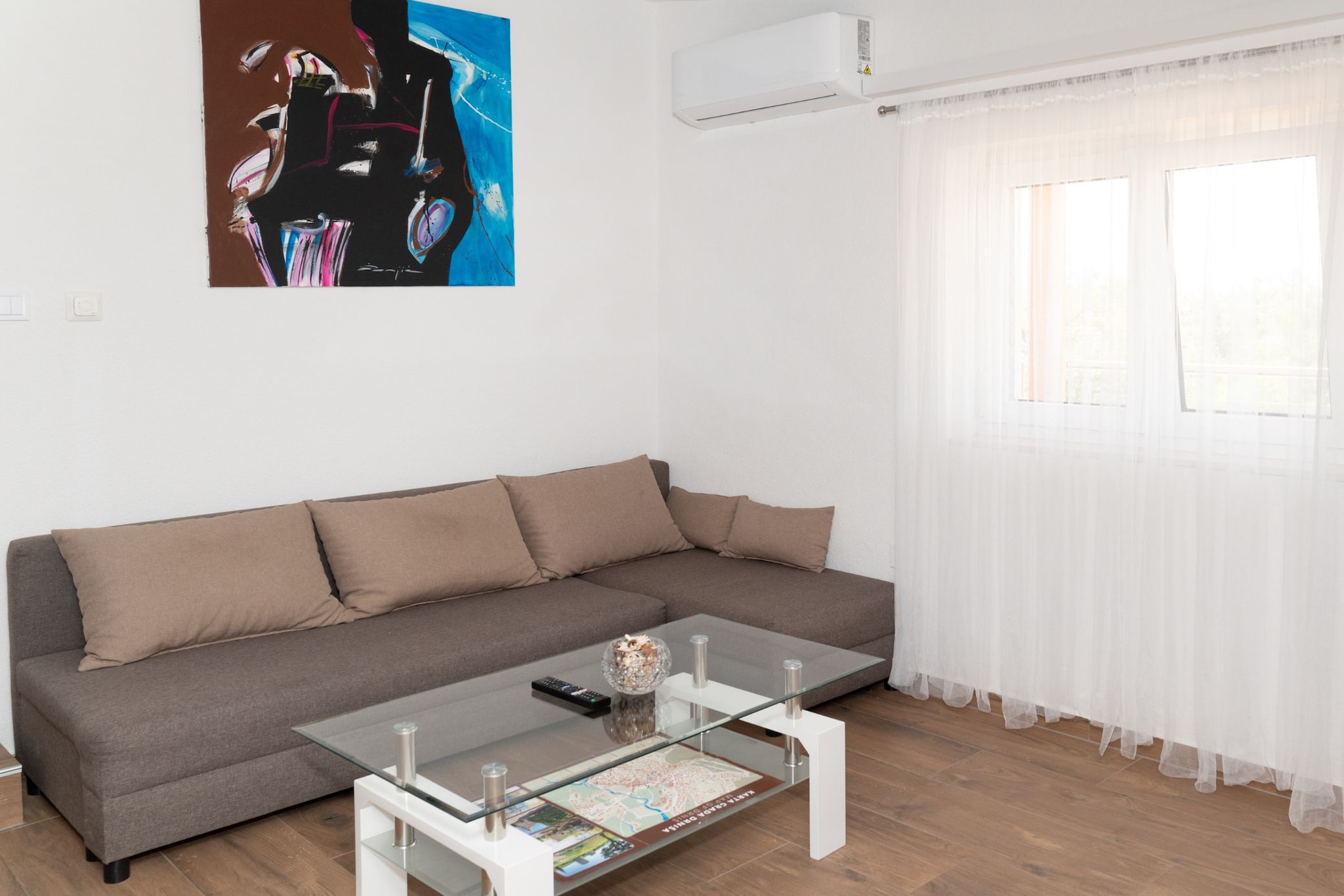 Five Bedroom Villa With Pool-Wohnzimmer