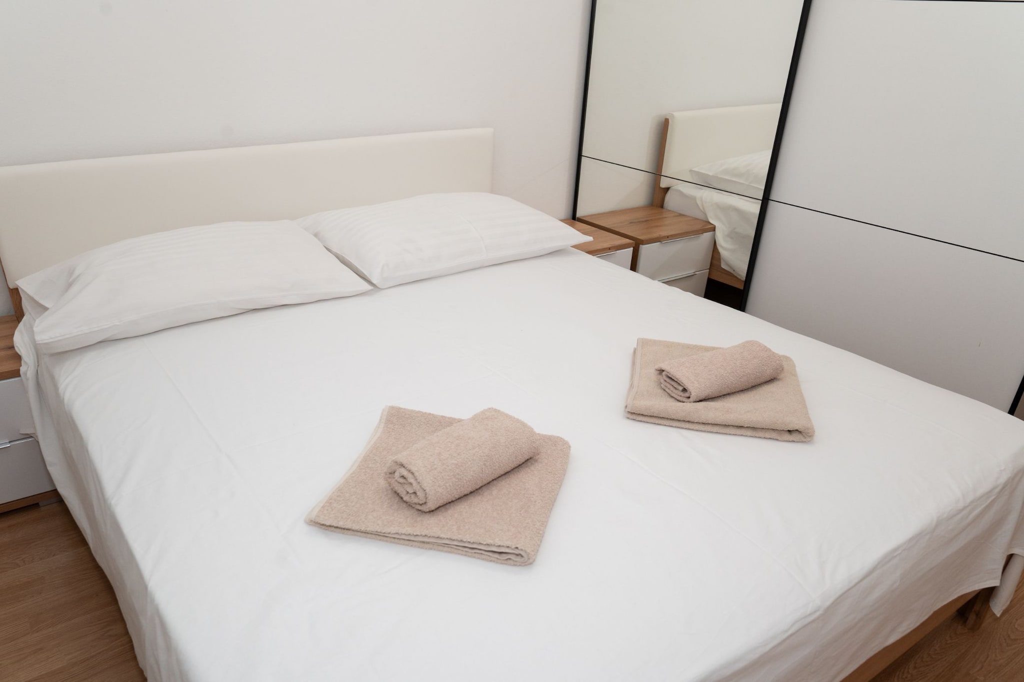 Five Bedroom Villa With Pool-Schlafzimmer