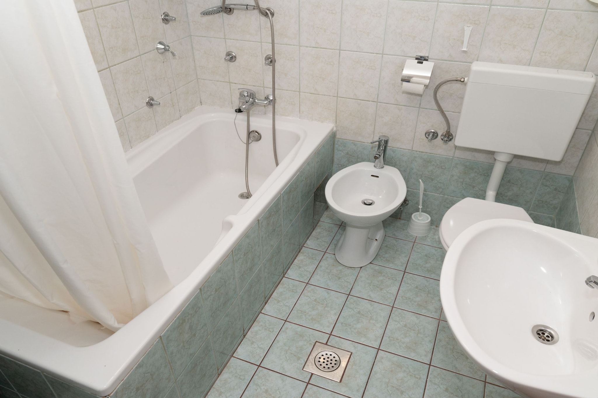 Five Bedroom Villa With Pool-Badezimmer